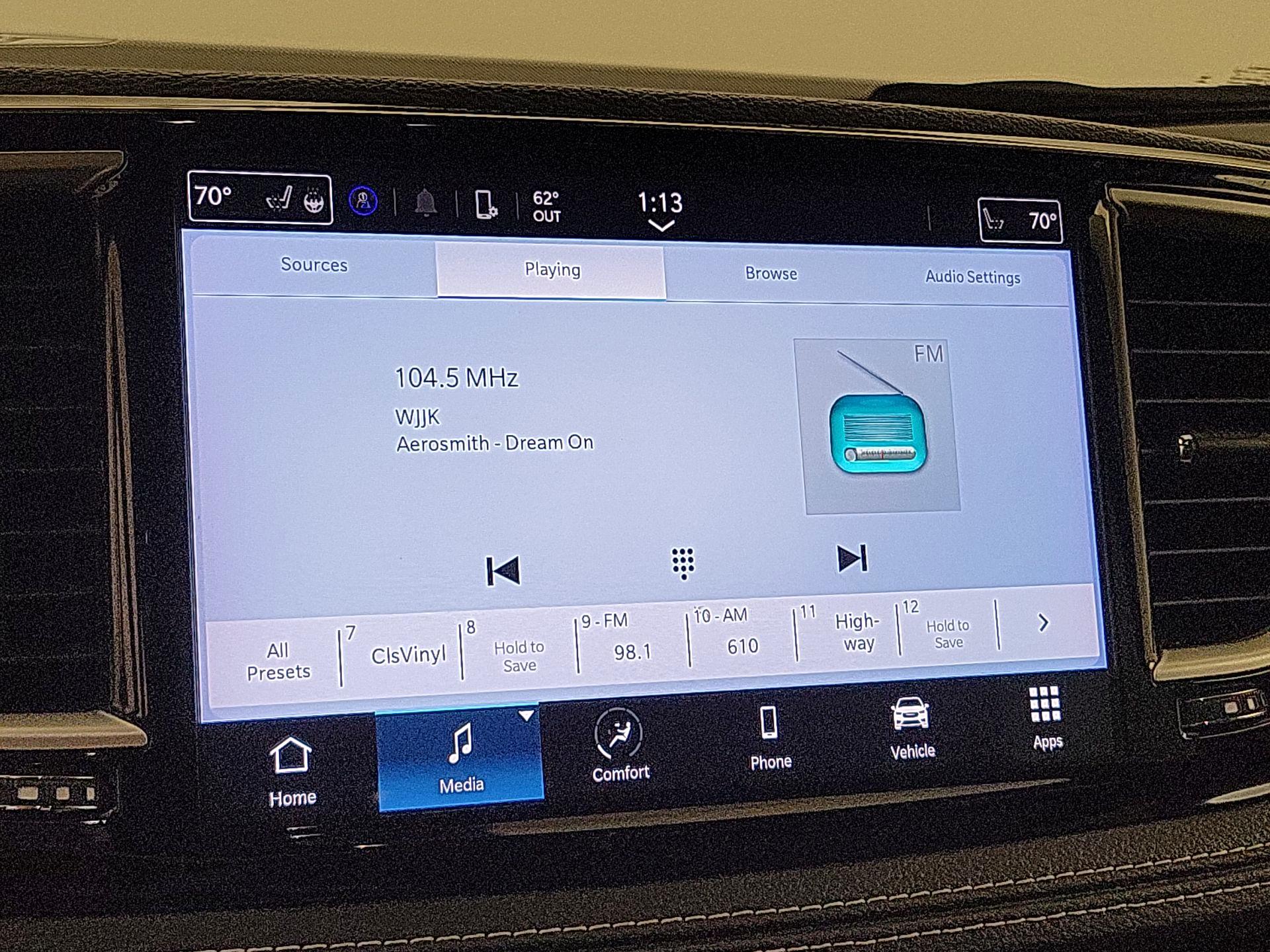 Thumbnail: 2023 Chrysler Pacifica - 15