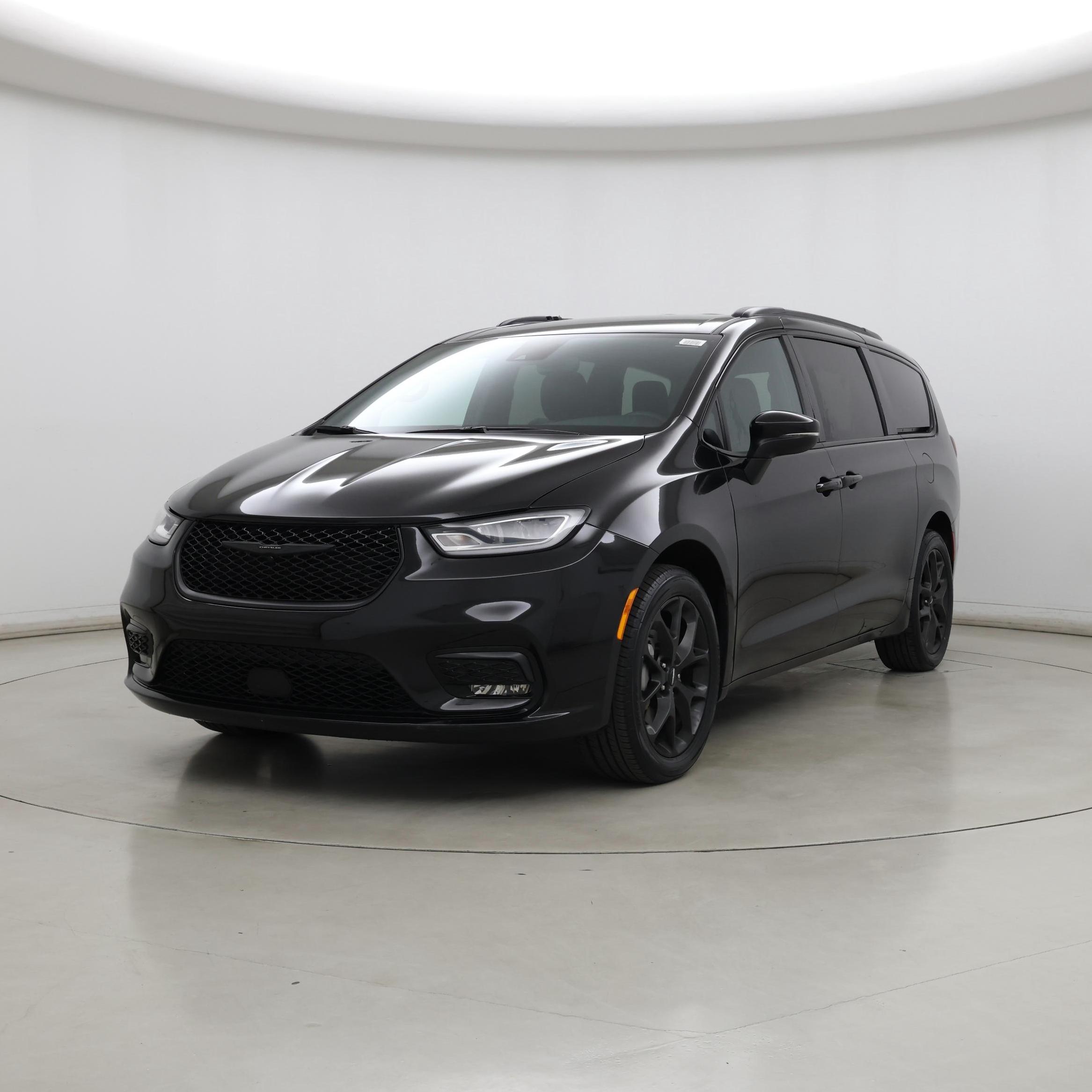 Thumbnail: 2023 Chrysler Pacifica - 4