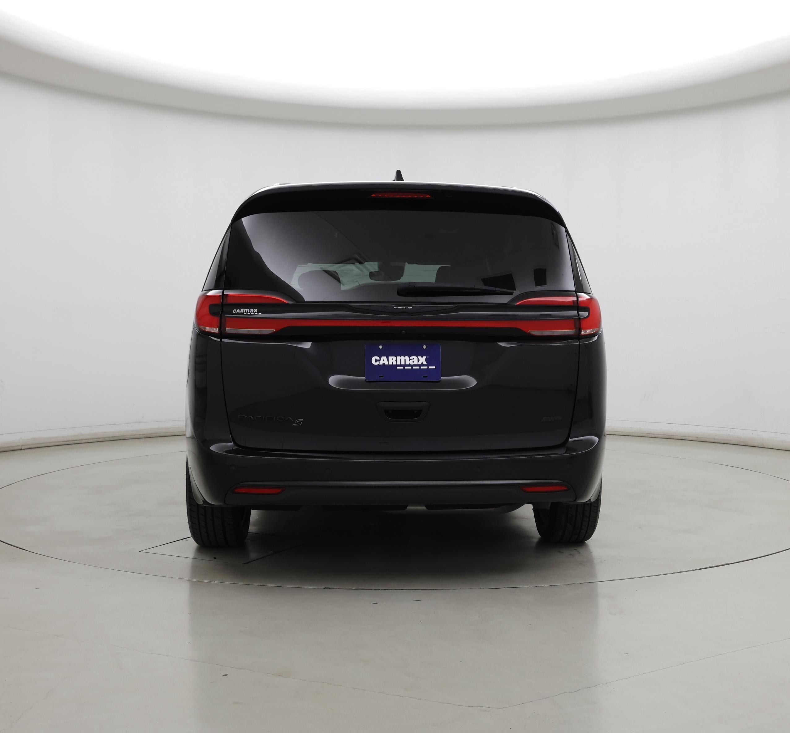 Thumbnail: 2023 Chrysler Pacifica - 6