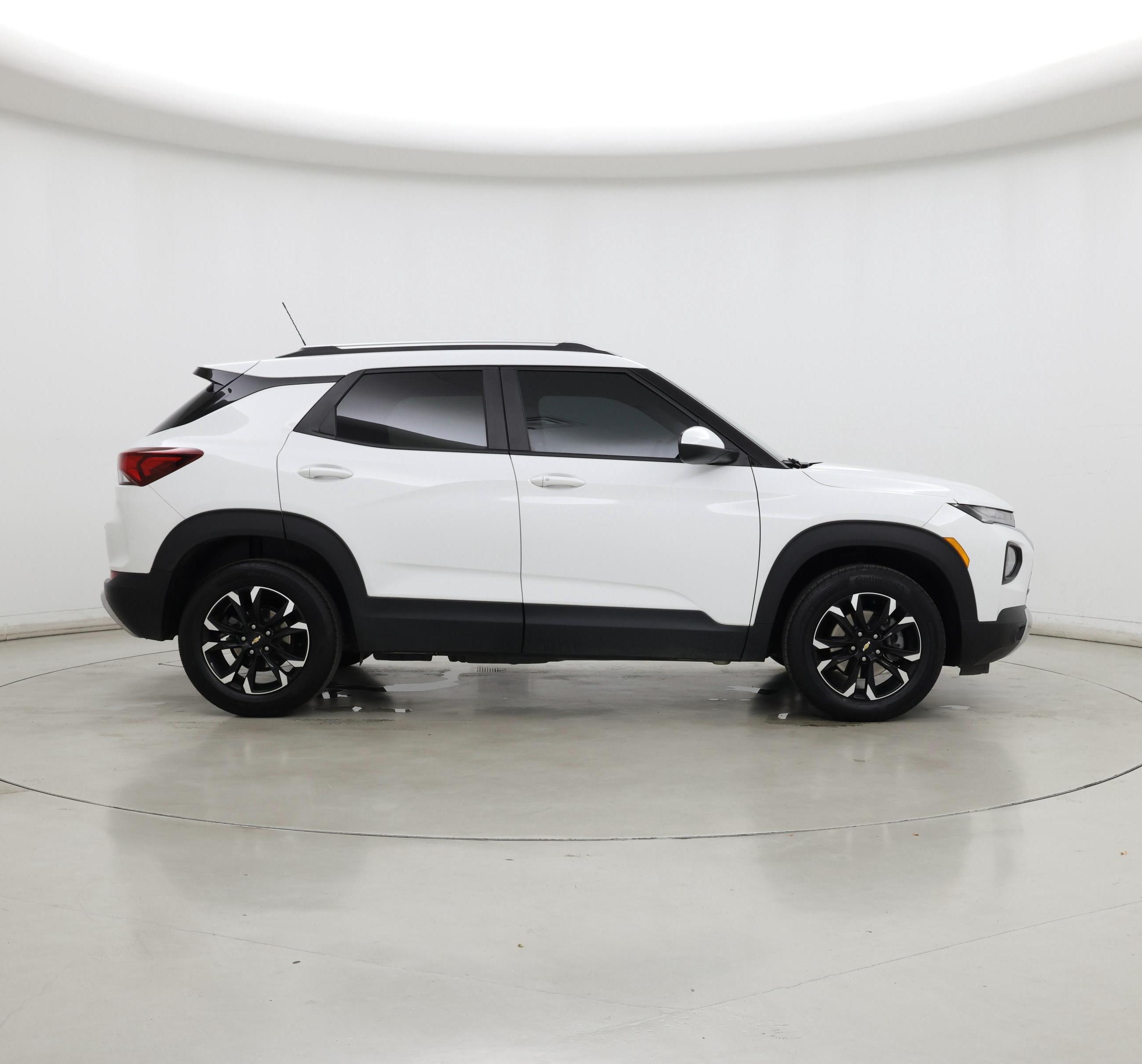 Thumbnail: 2023 Chevrolet TrailBlazer - 7