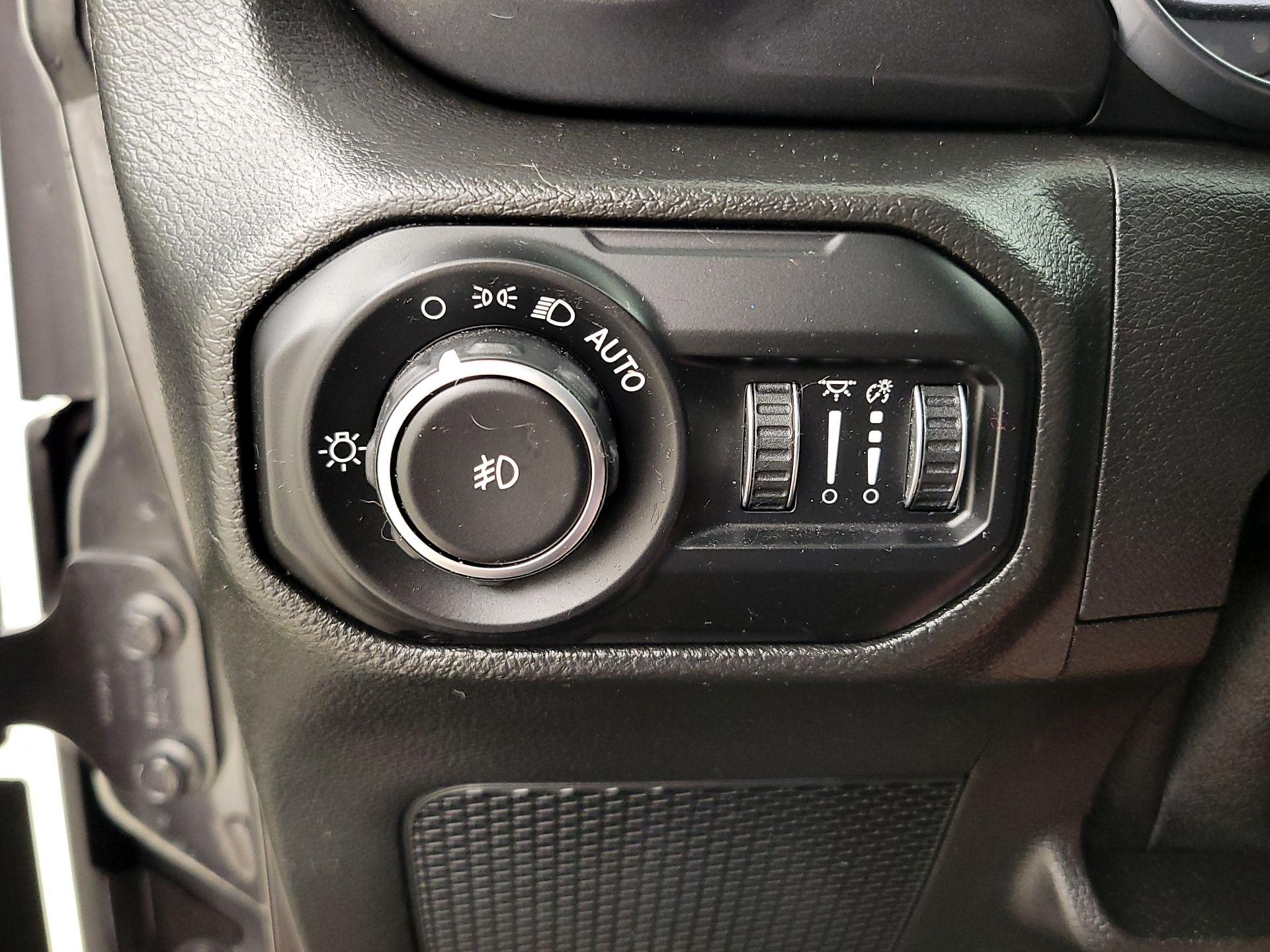 Thumbnail: 2021 Jeep Wrangler - 13