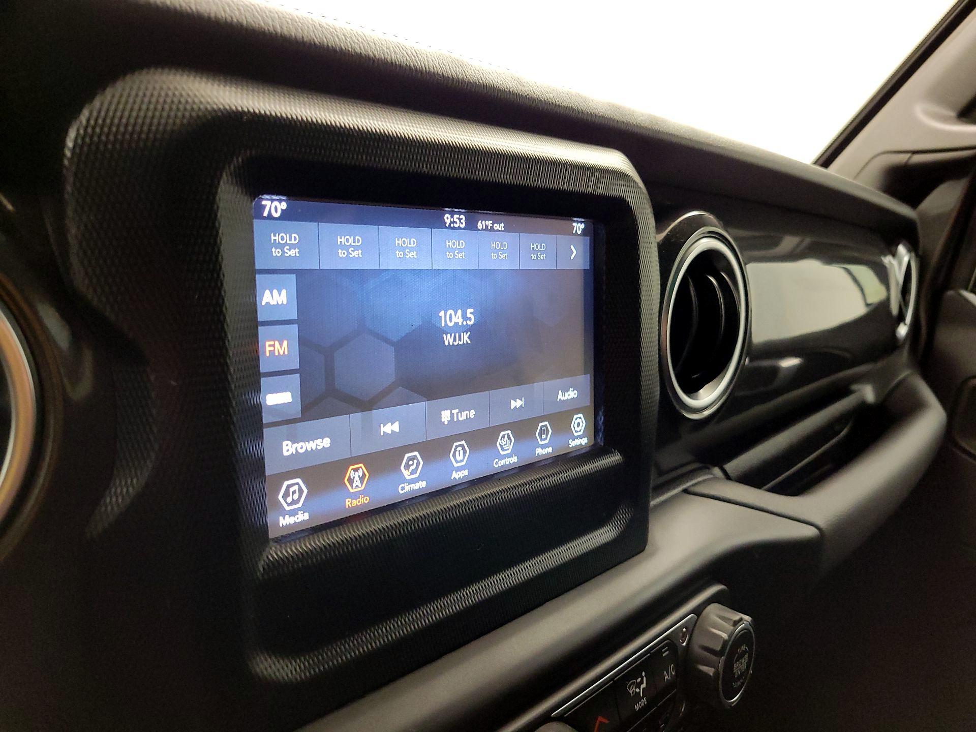 Thumbnail: 2021 Jeep Wrangler - 15