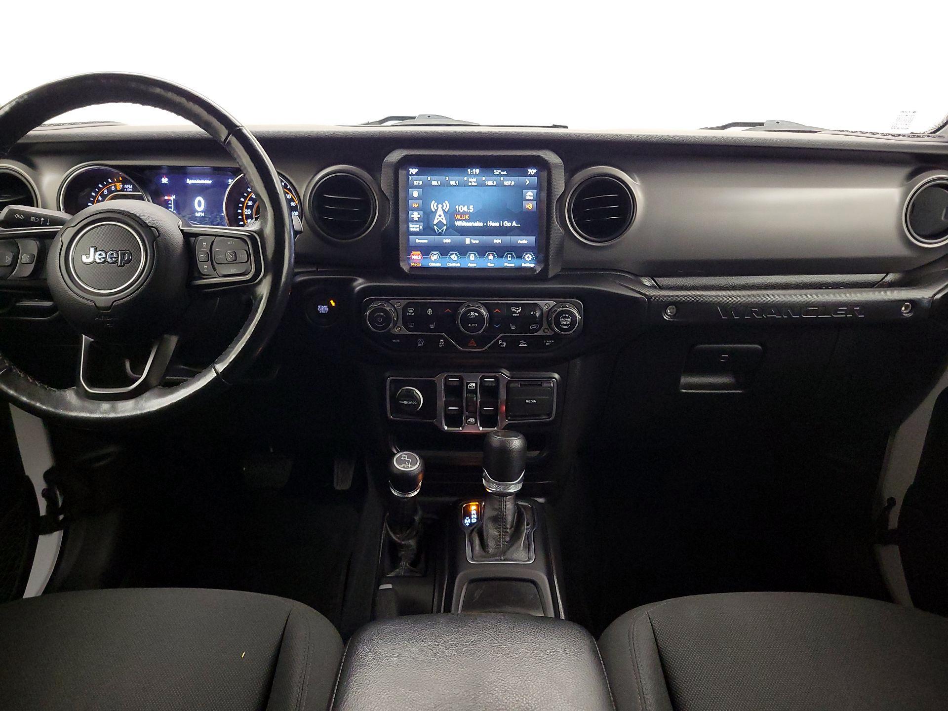 Thumbnail: 2022 Jeep Wrangler - 9