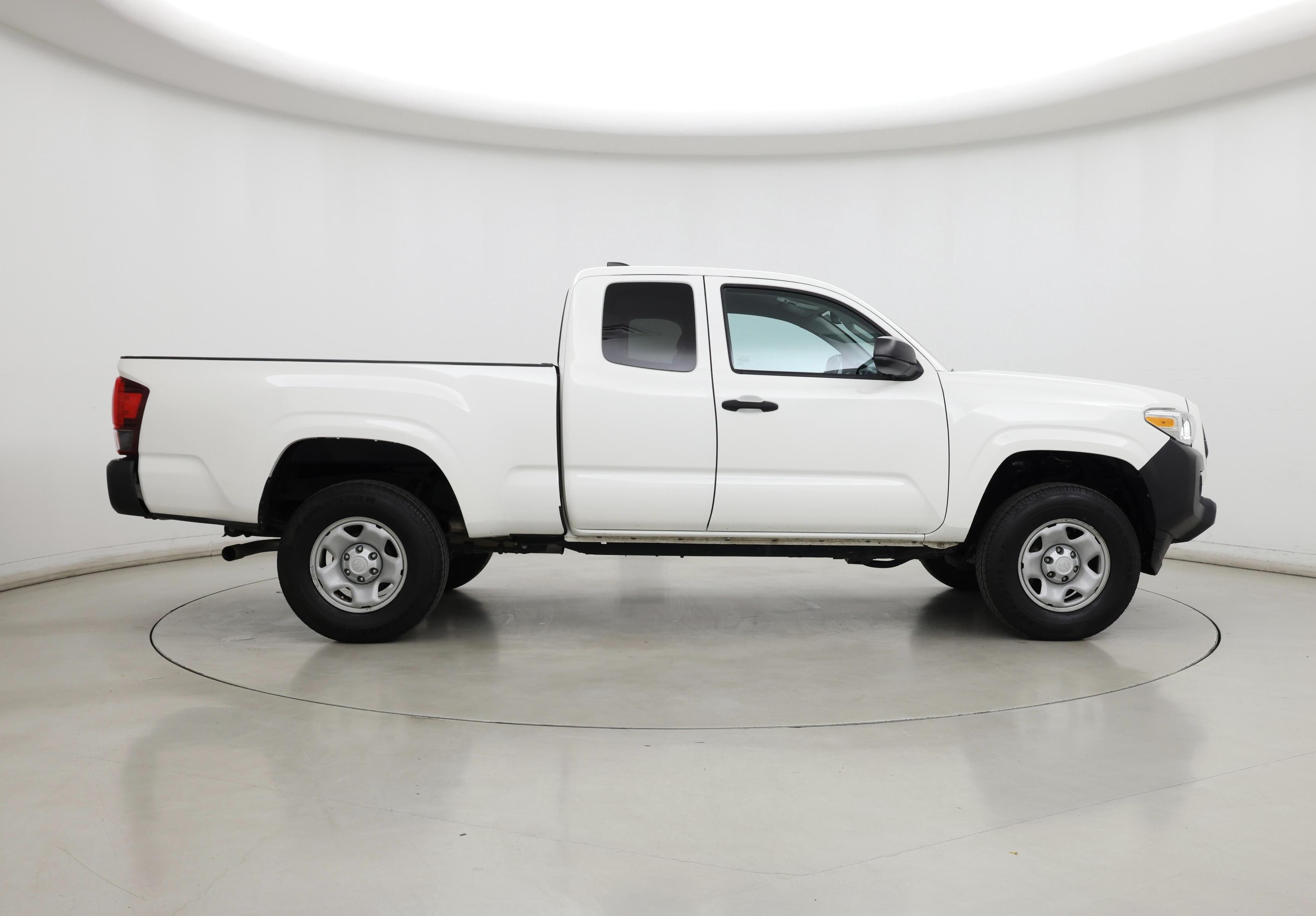 Thumbnail: 2020 Toyota Tacoma - 7