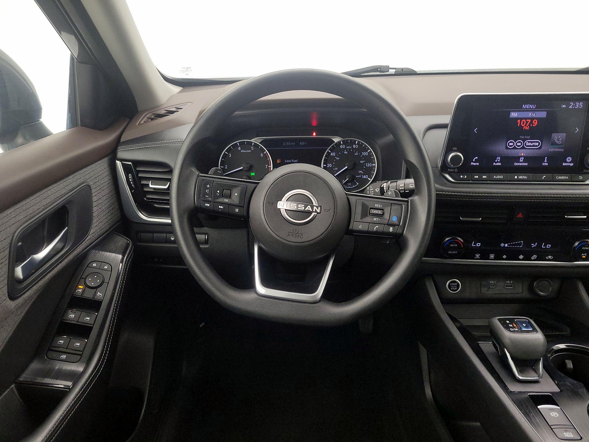 Thumbnail: 2022 Nissan Rogue - 10