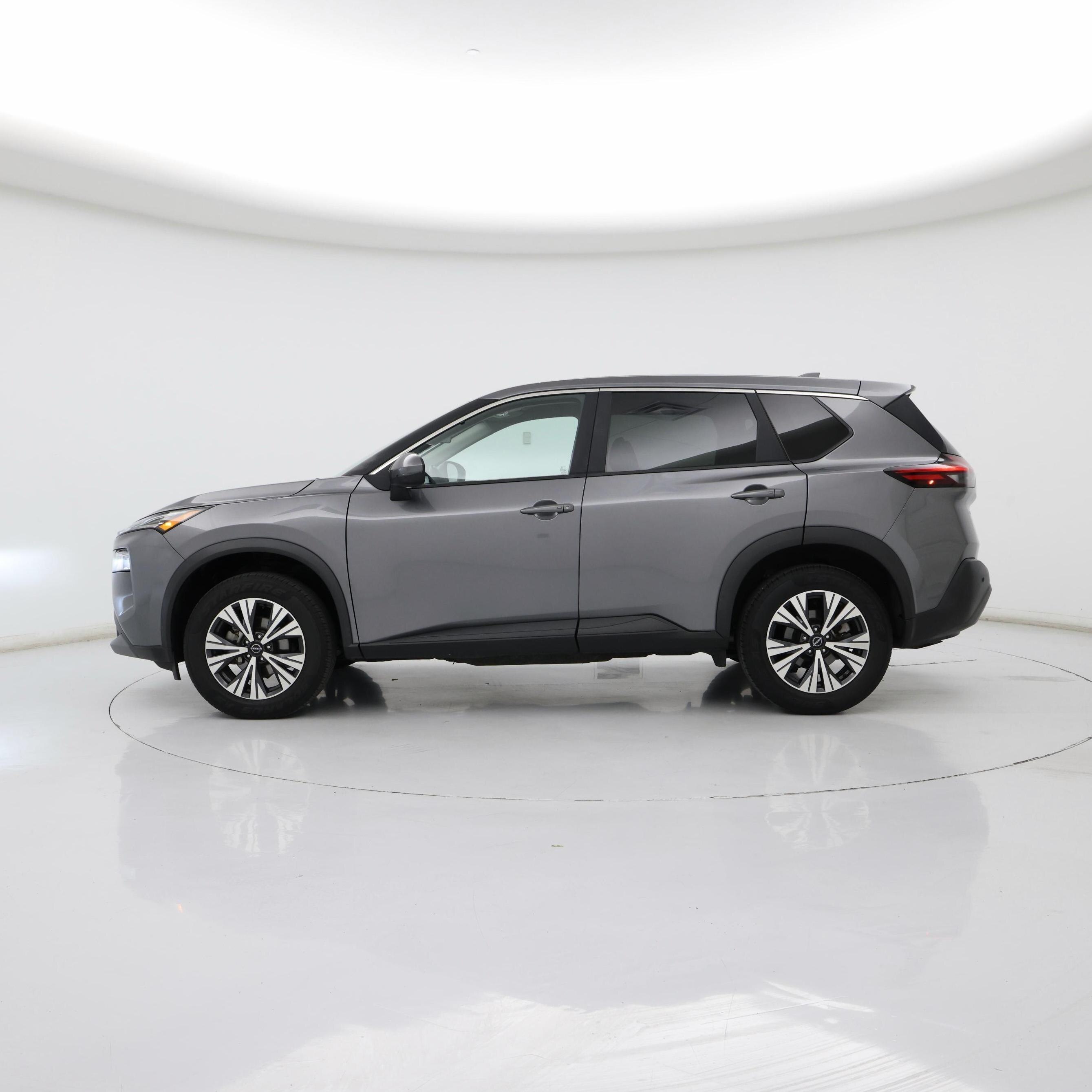 Thumbnail: 2022 Nissan Rogue - 3