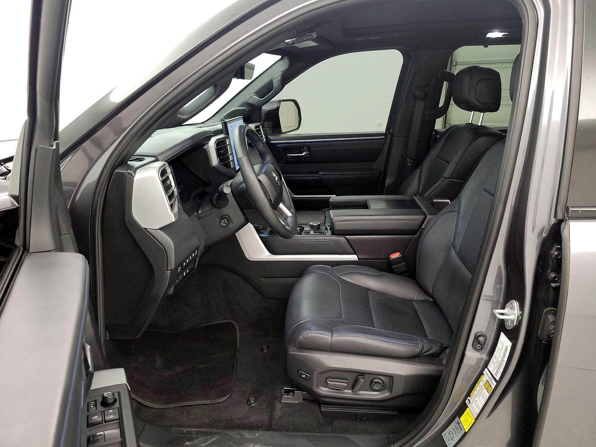 Thumbnail: 2023 Toyota Sequoia - 11