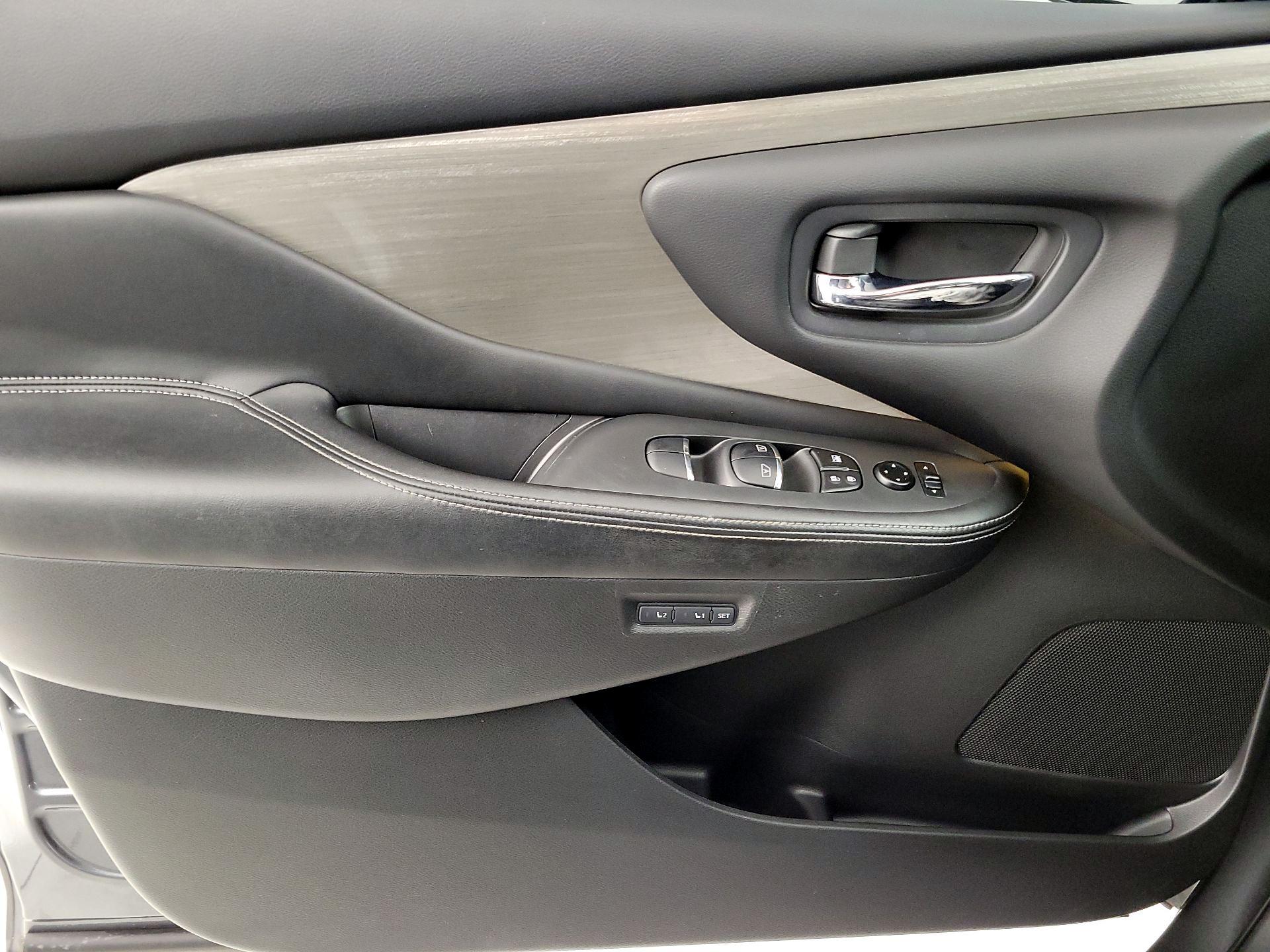 Thumbnail: 2015 Nissan Murano - 12