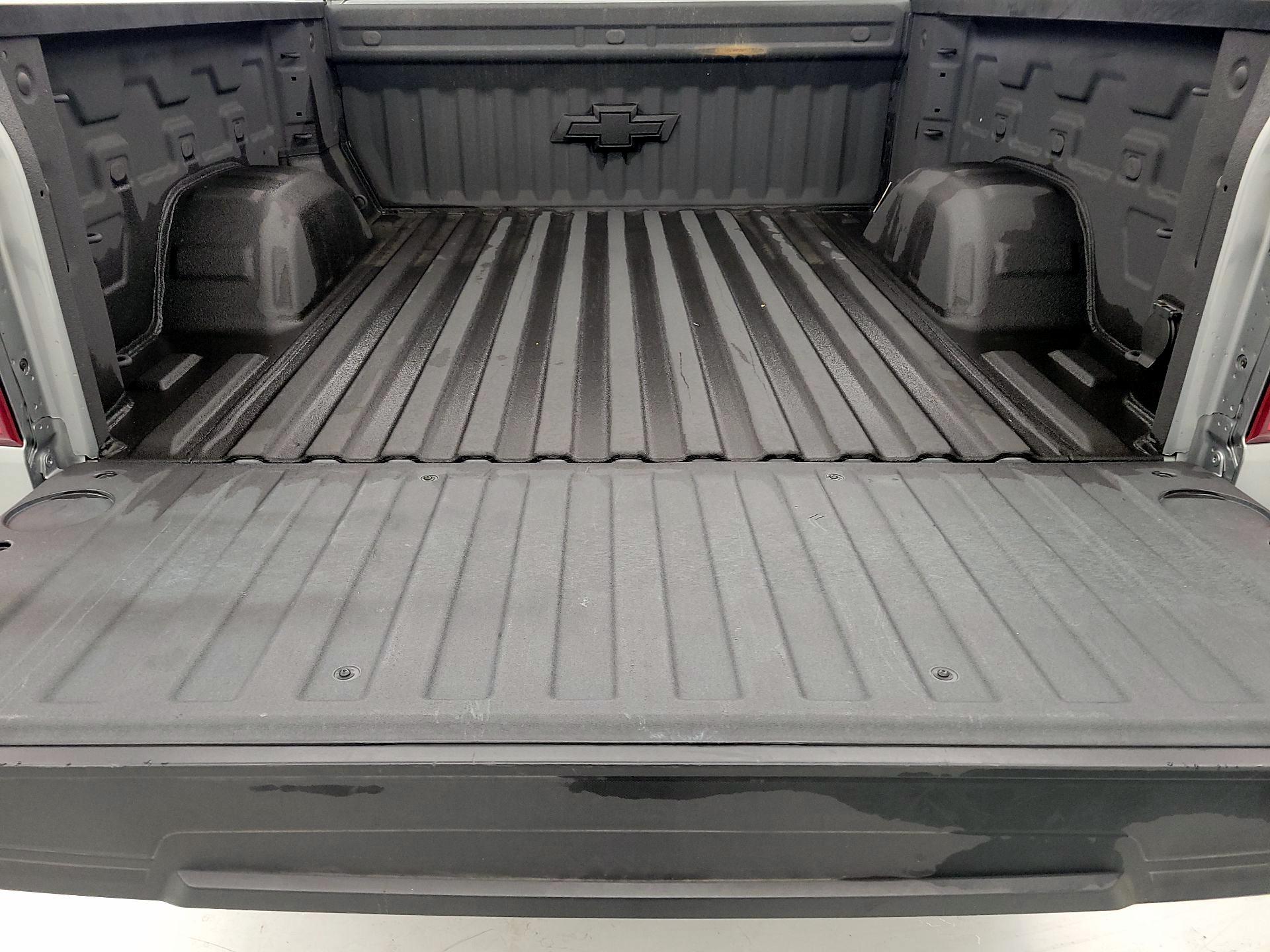 Thumbnail: 2023 Chevrolet Silverado 1500 - 18