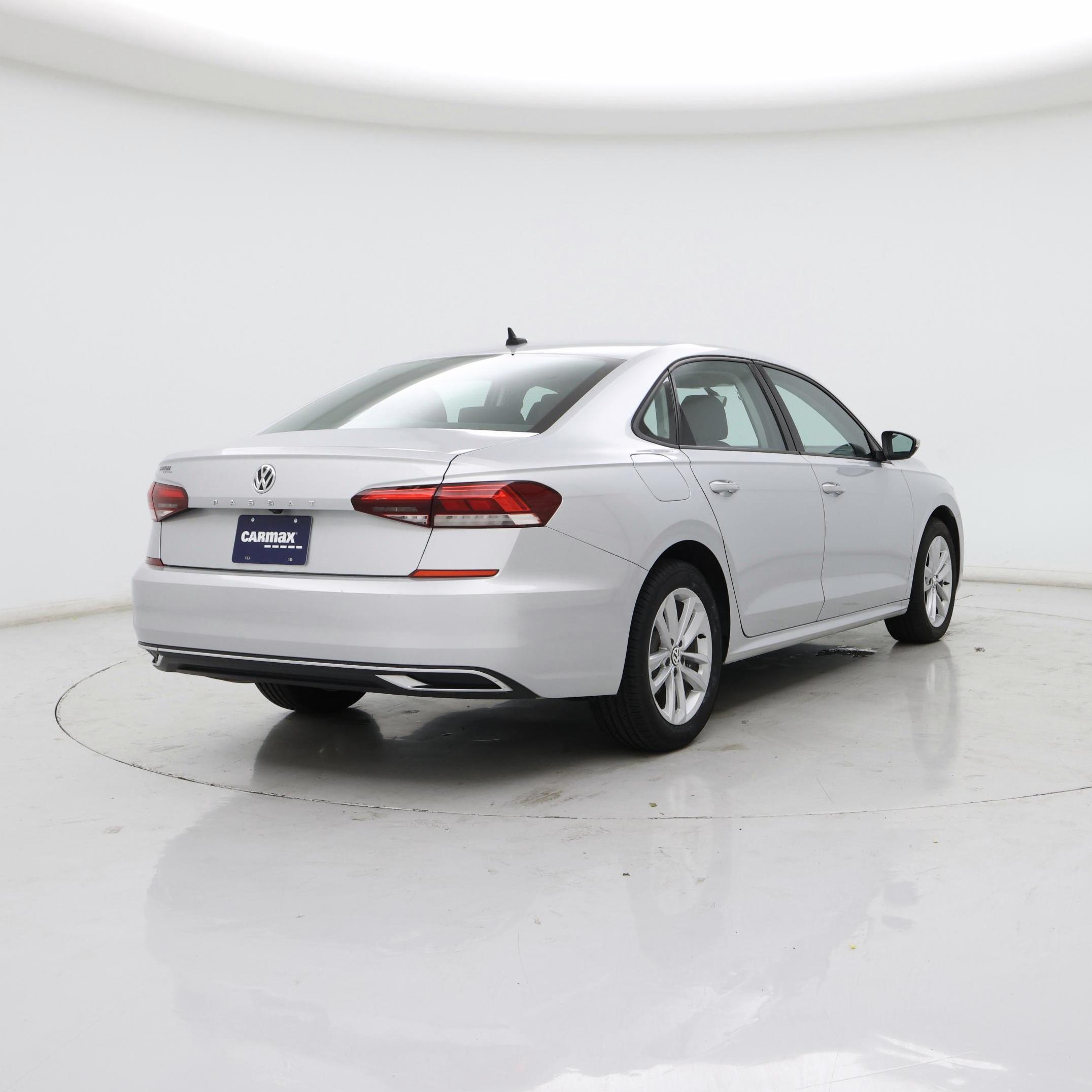 Thumbnail: 2020 Volkswagen Passat - 8