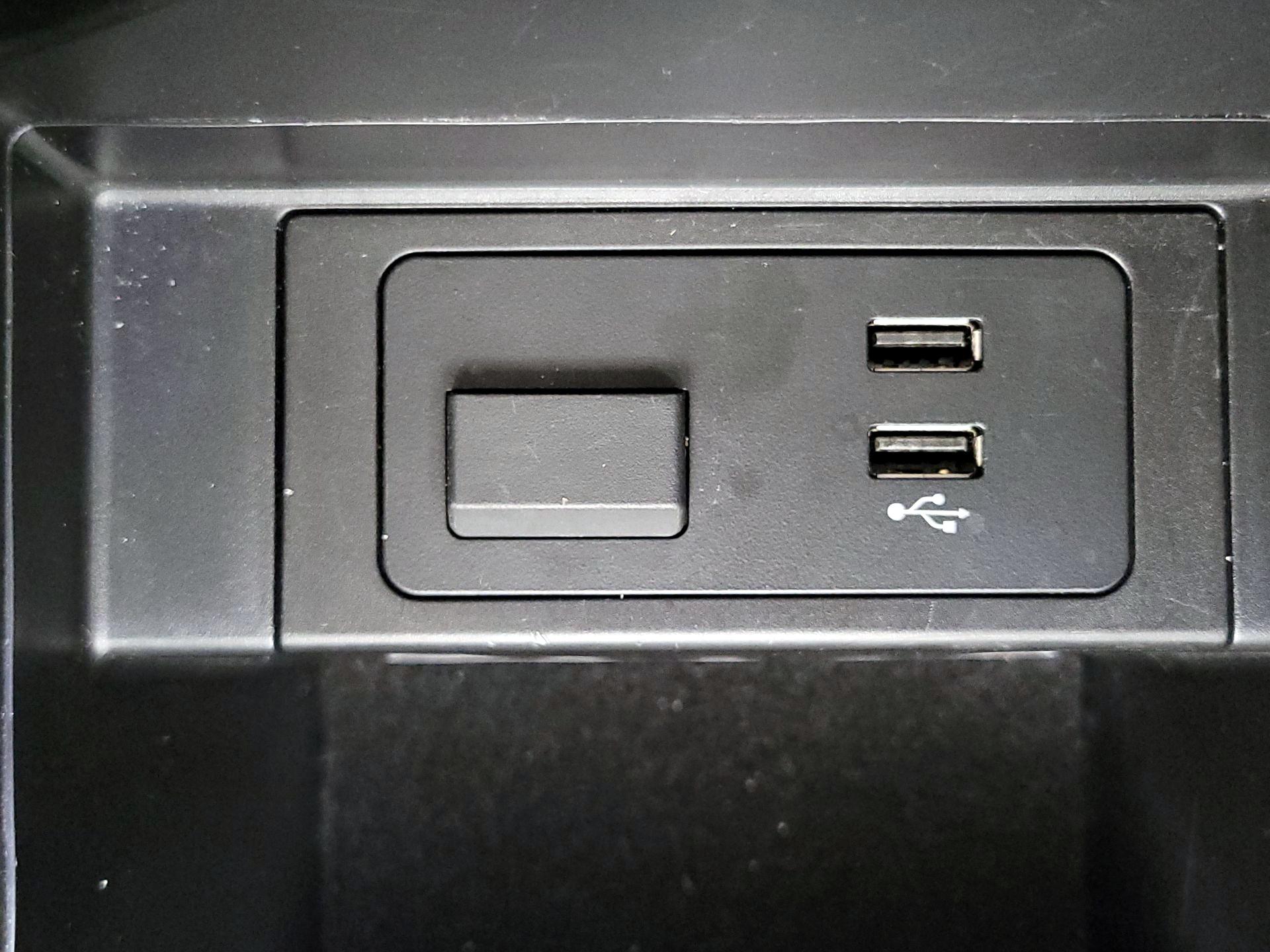 Thumbnail: 2023 Mazda CX-9 - 18