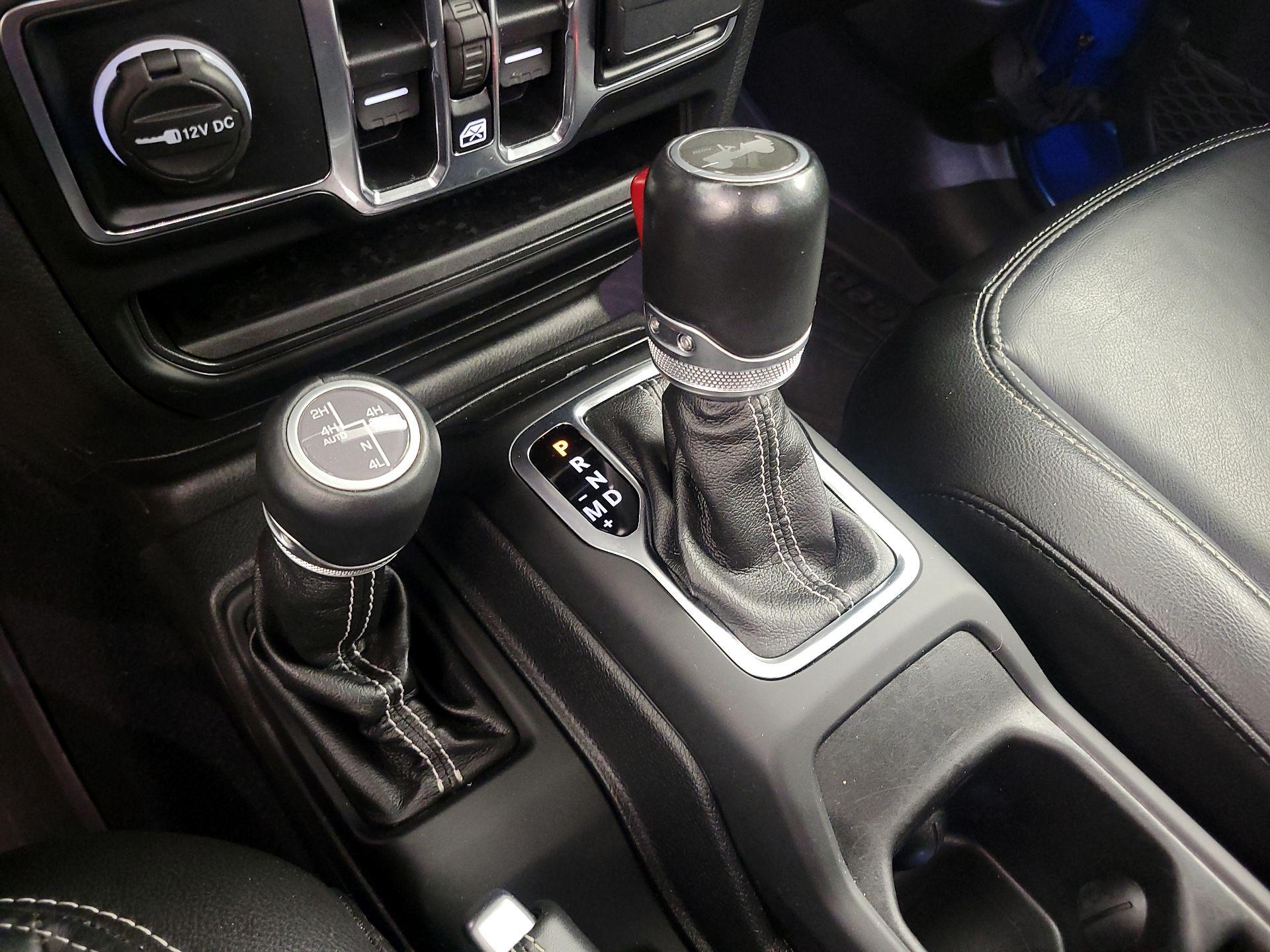 Thumbnail: 2021 Jeep Wrangler - 18