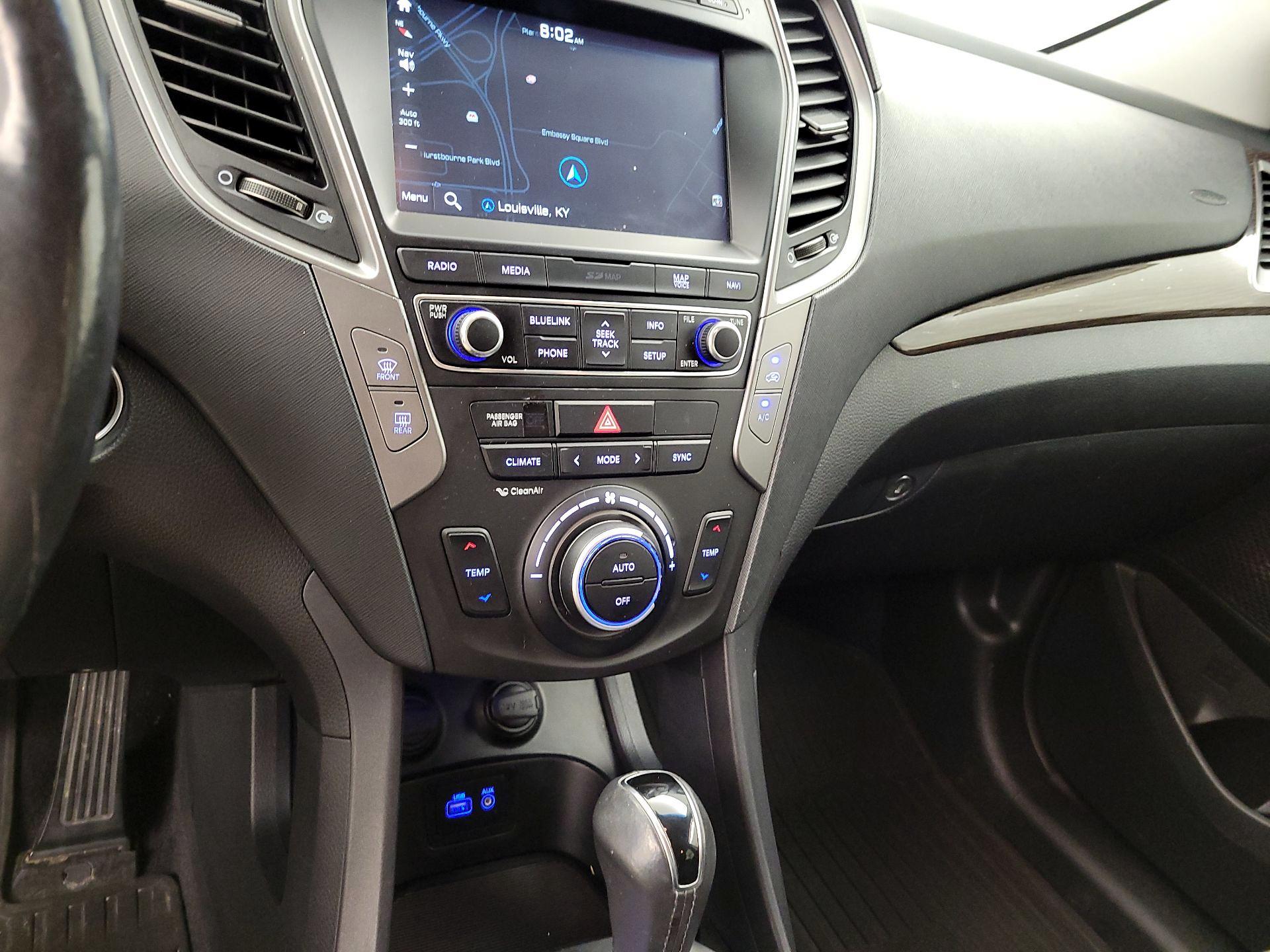 Thumbnail: 2017 Hyundai Santa Fe - 15