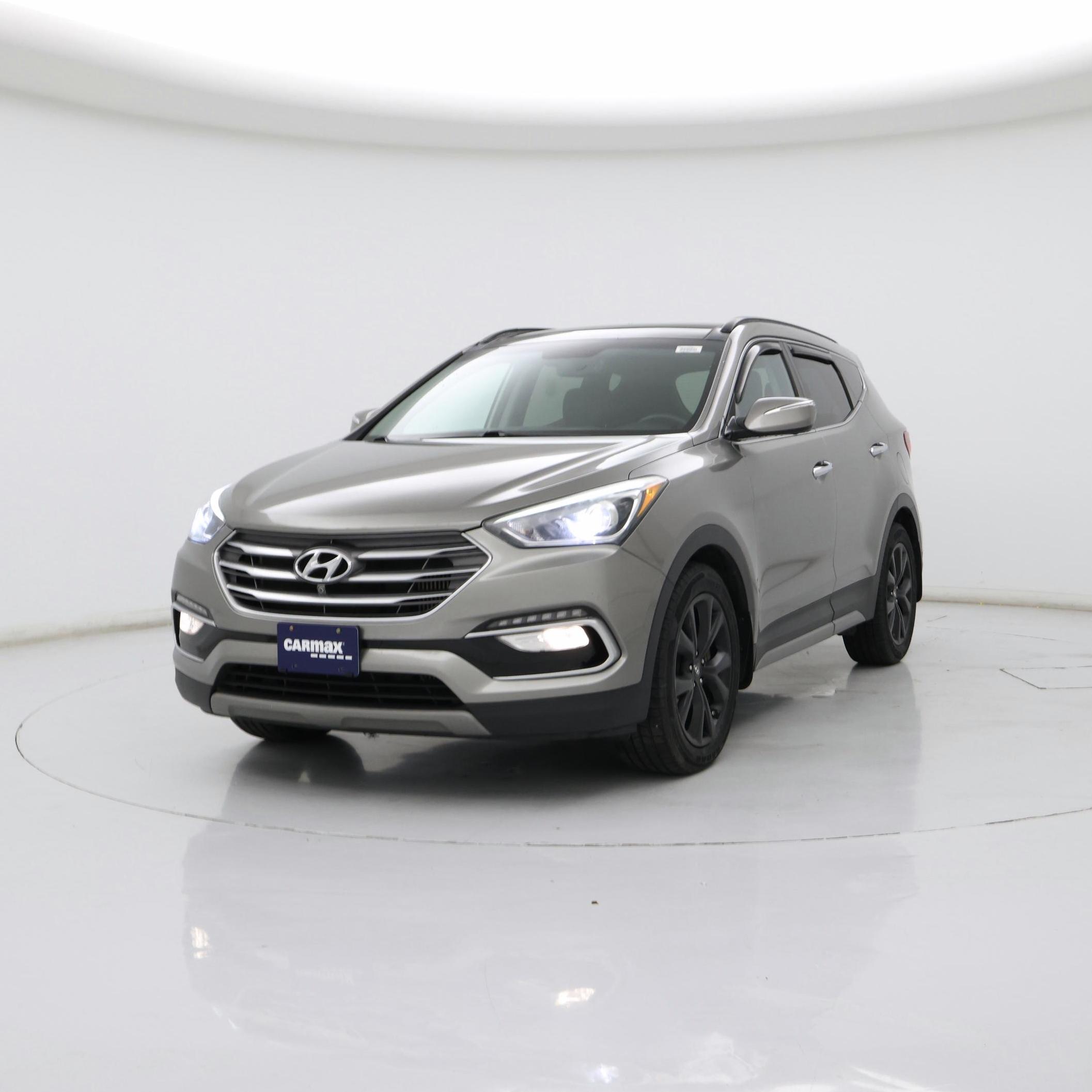 Thumbnail: 2017 Hyundai Santa Fe - 4