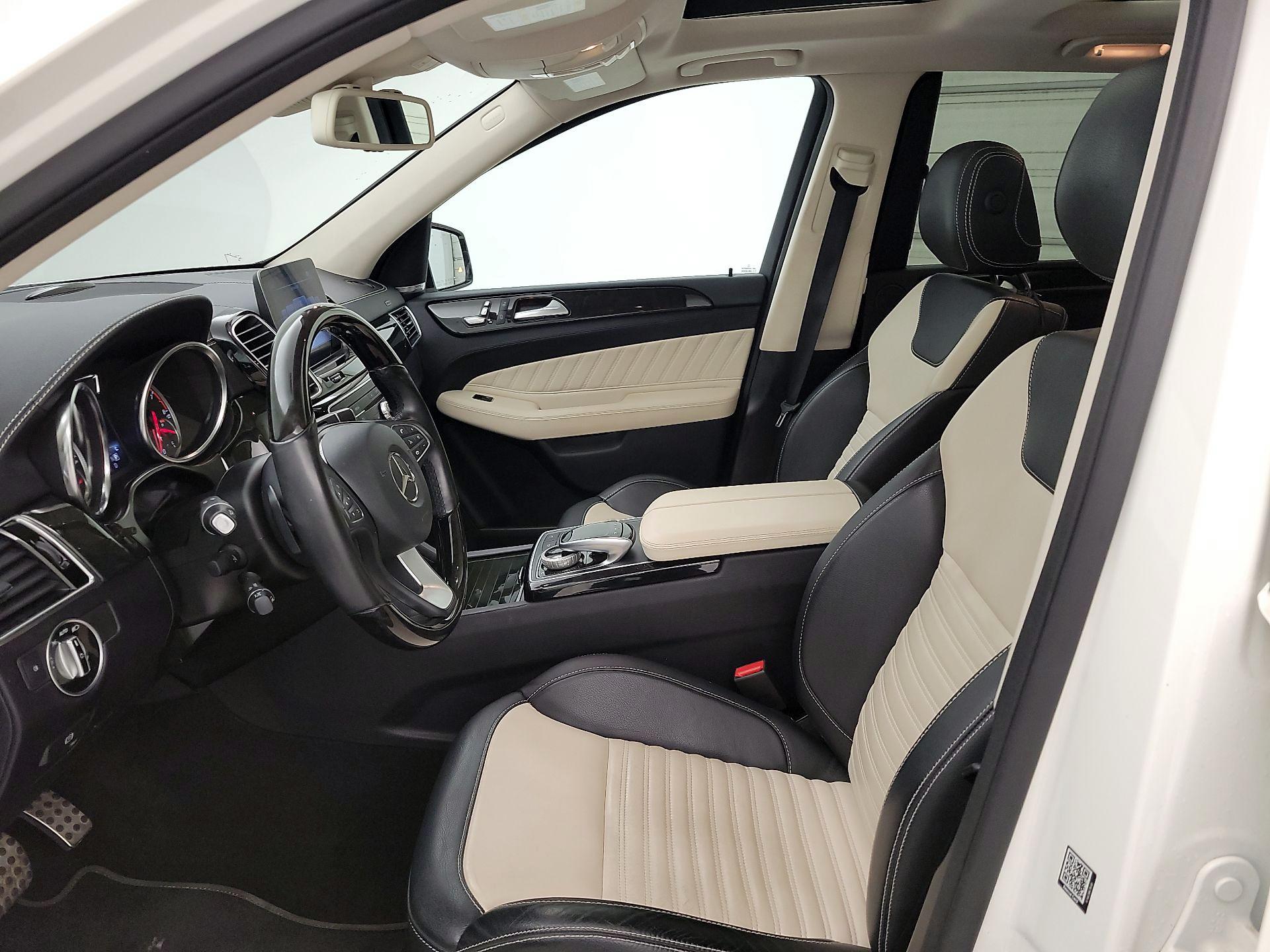 Thumbnail: 2018 Mercedes-Benz GLE - 11