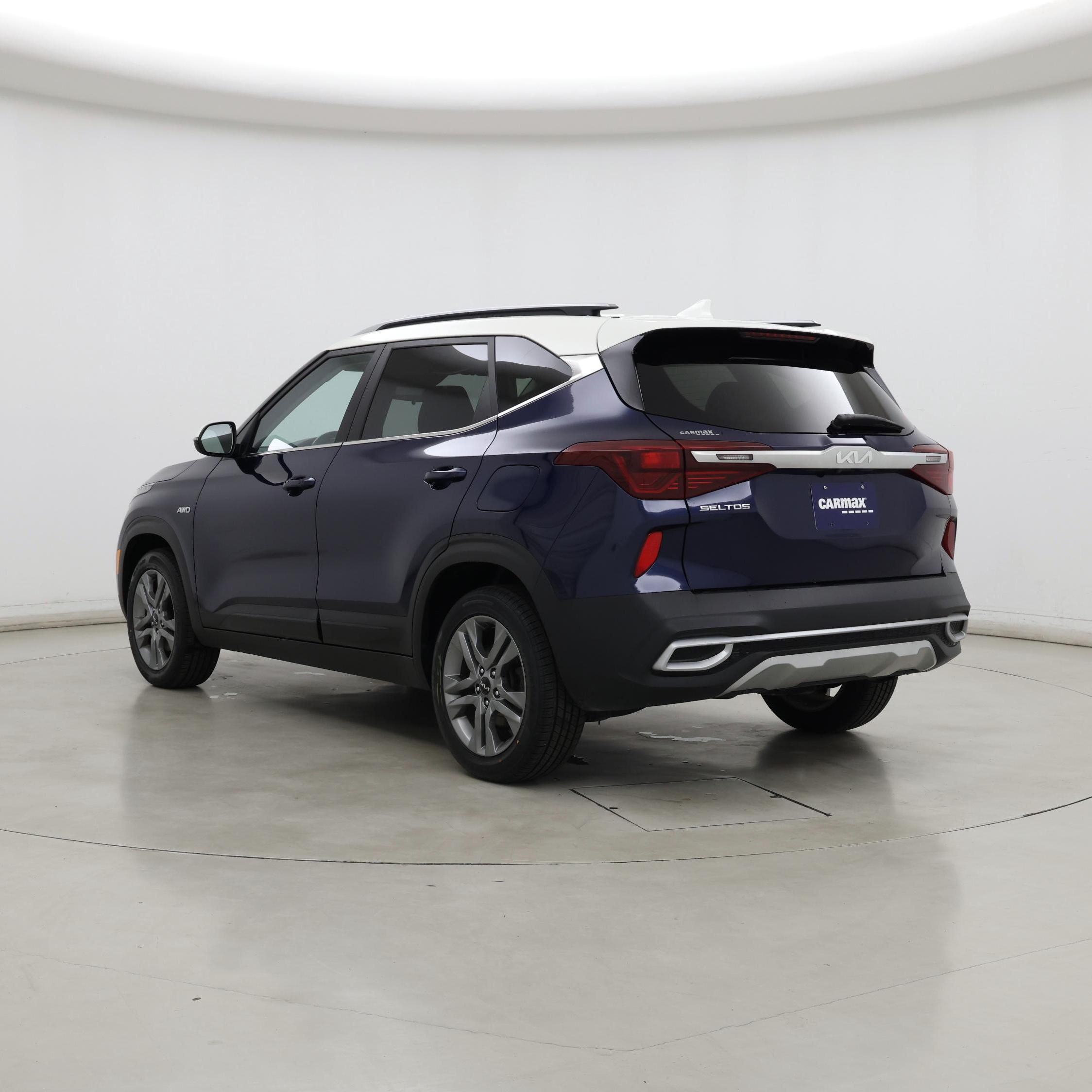 Thumbnail: 2022 Kia Seltos - 2