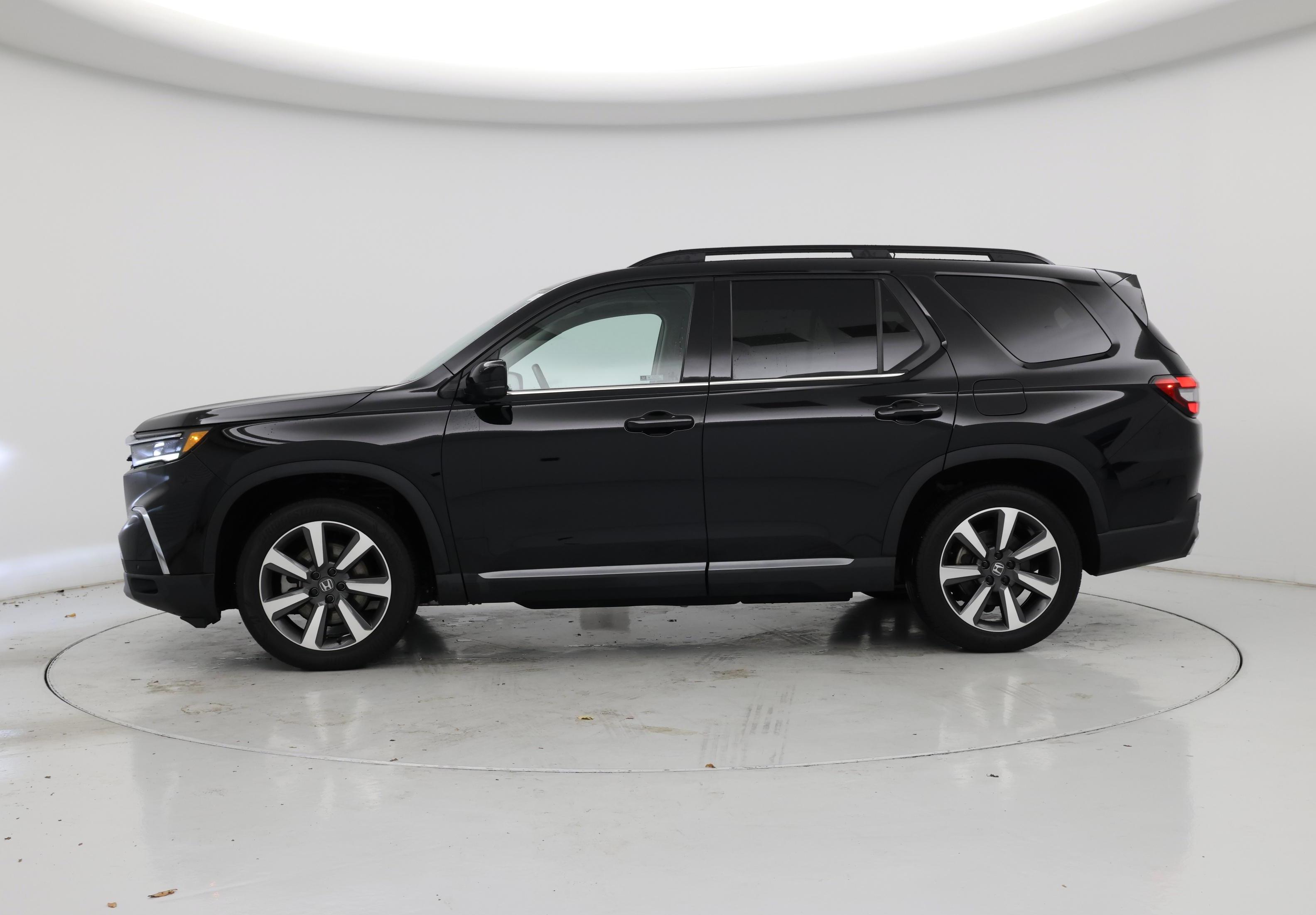 Thumbnail: 2024 Honda Pilot - 3