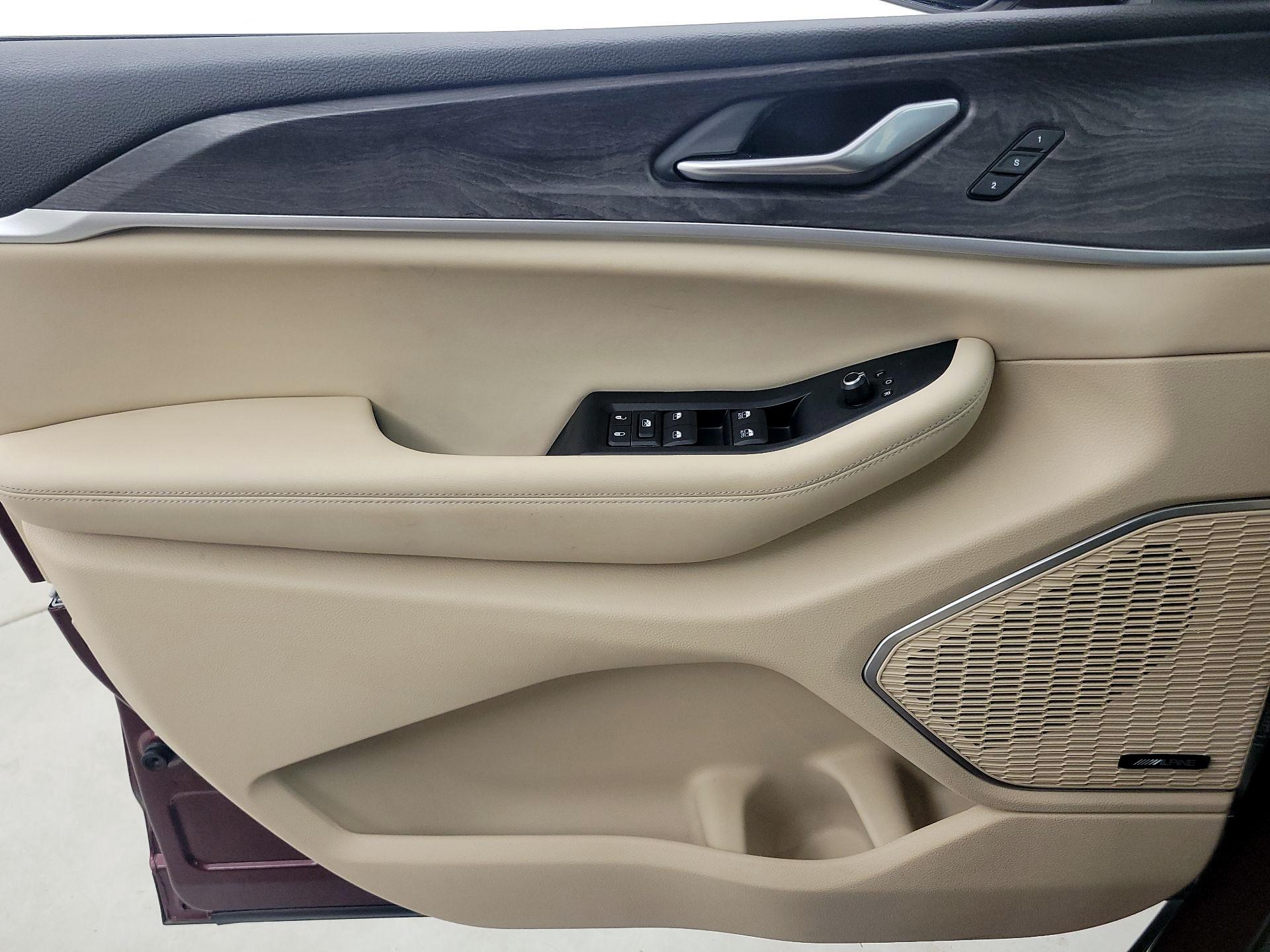 Thumbnail: 2023 Jeep Grand Cherokee - 12