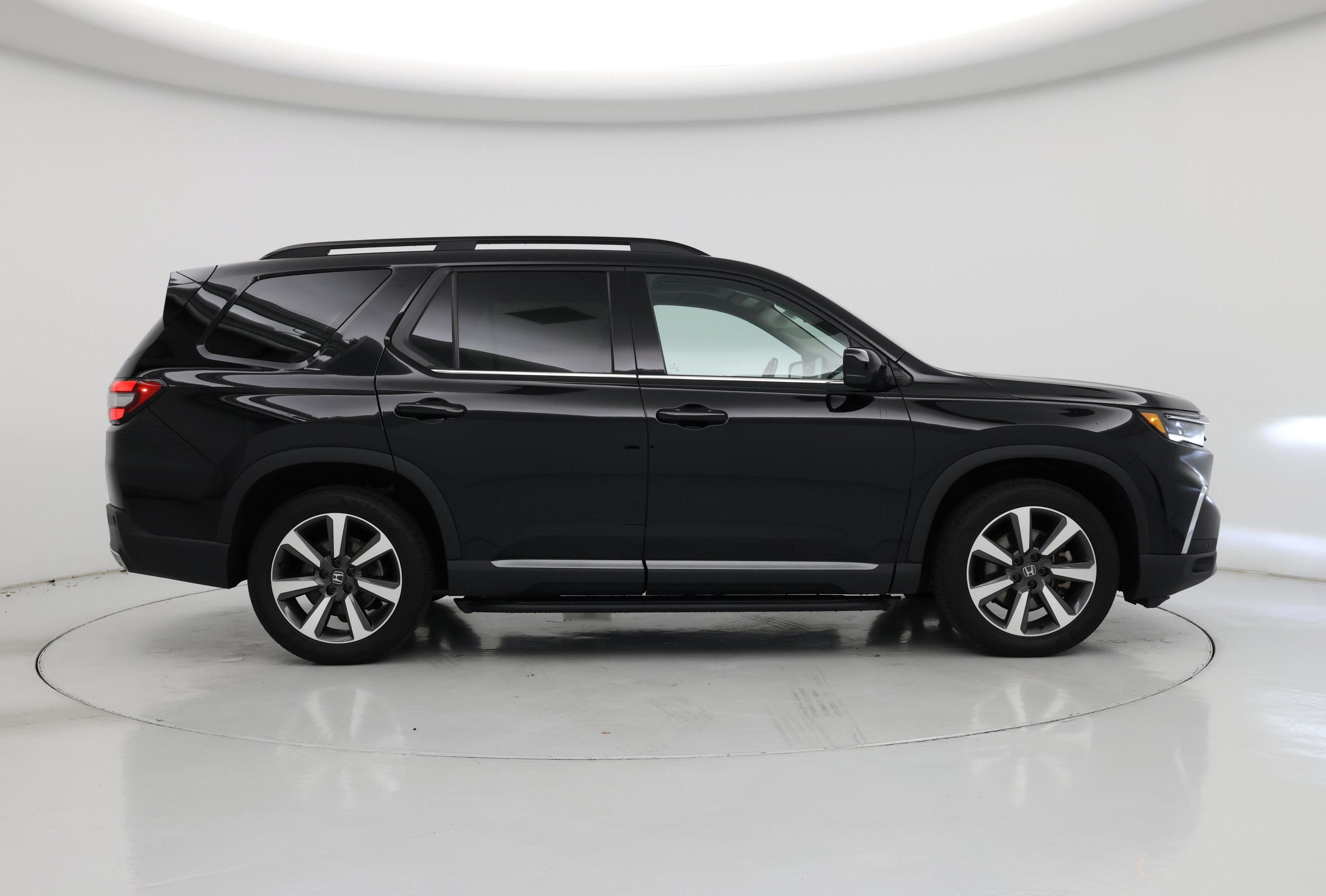 Thumbnail: 2023 Honda Pilot - 7