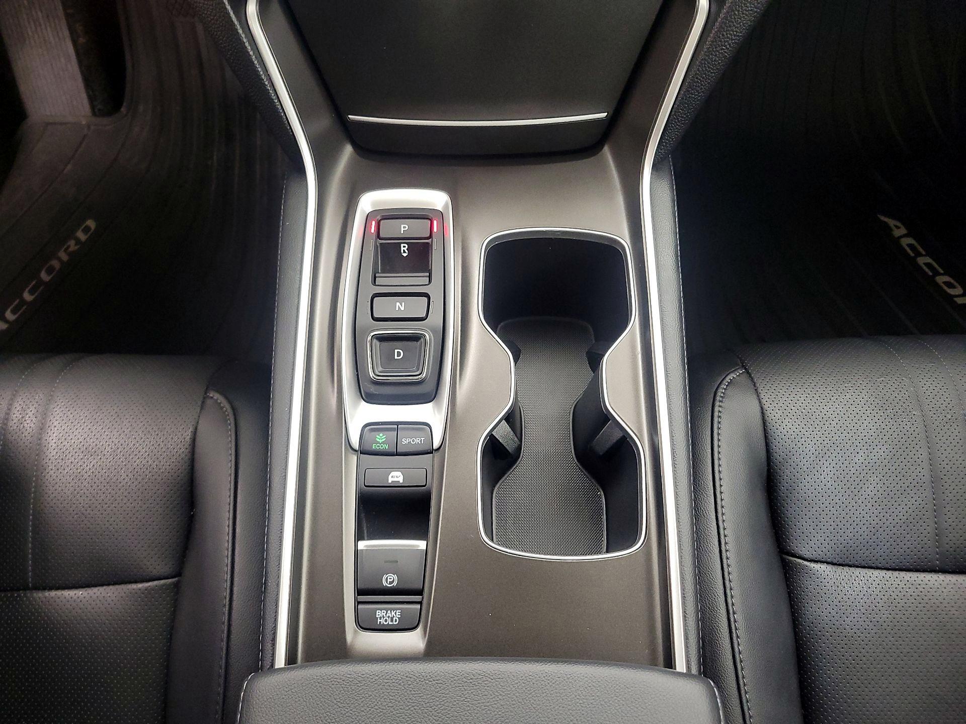 Thumbnail: 2022 Honda Accord - 17