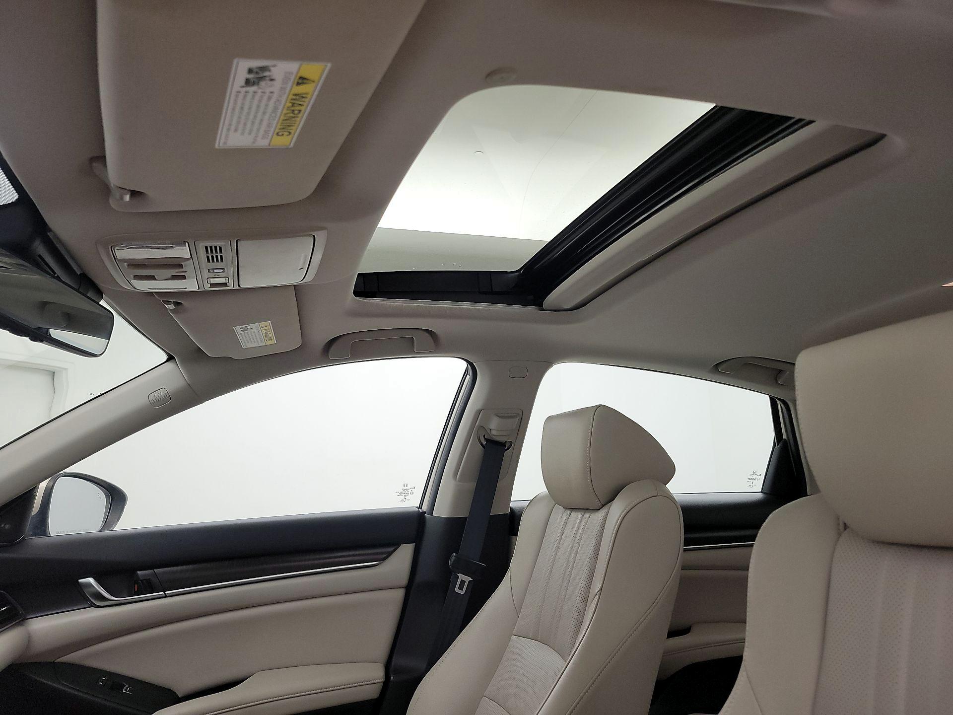 Thumbnail: 2020 Honda Accord - 20