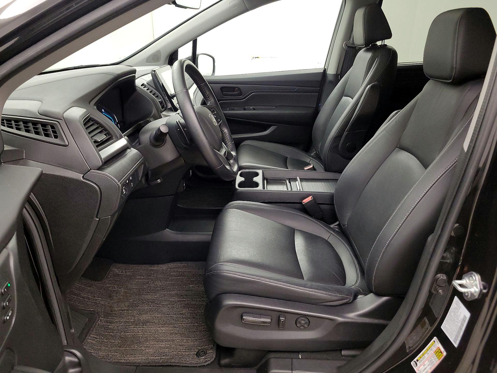 Thumbnail: 2023 Honda Odyssey - 11