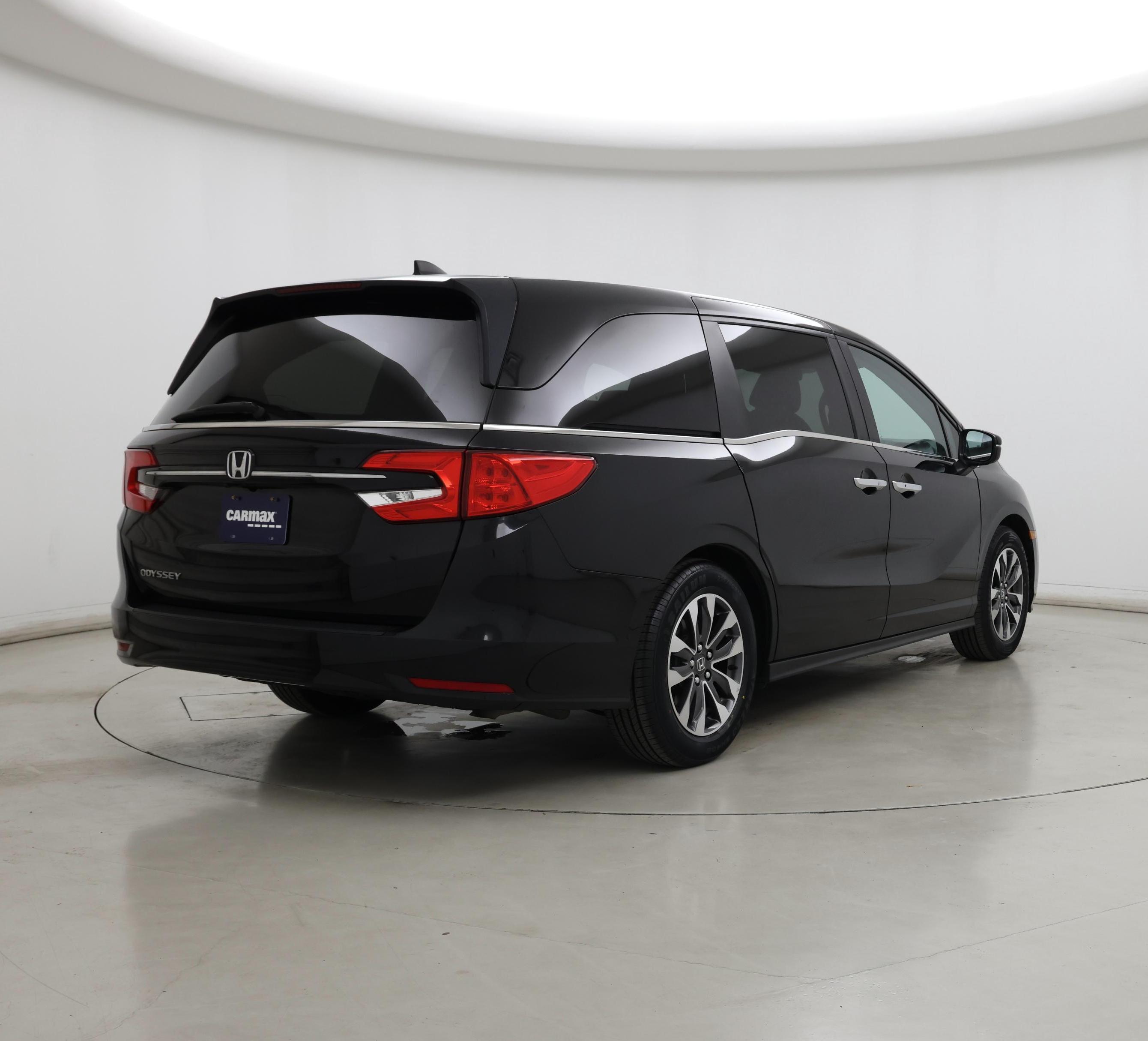 Thumbnail: 2023 Honda Odyssey - 8