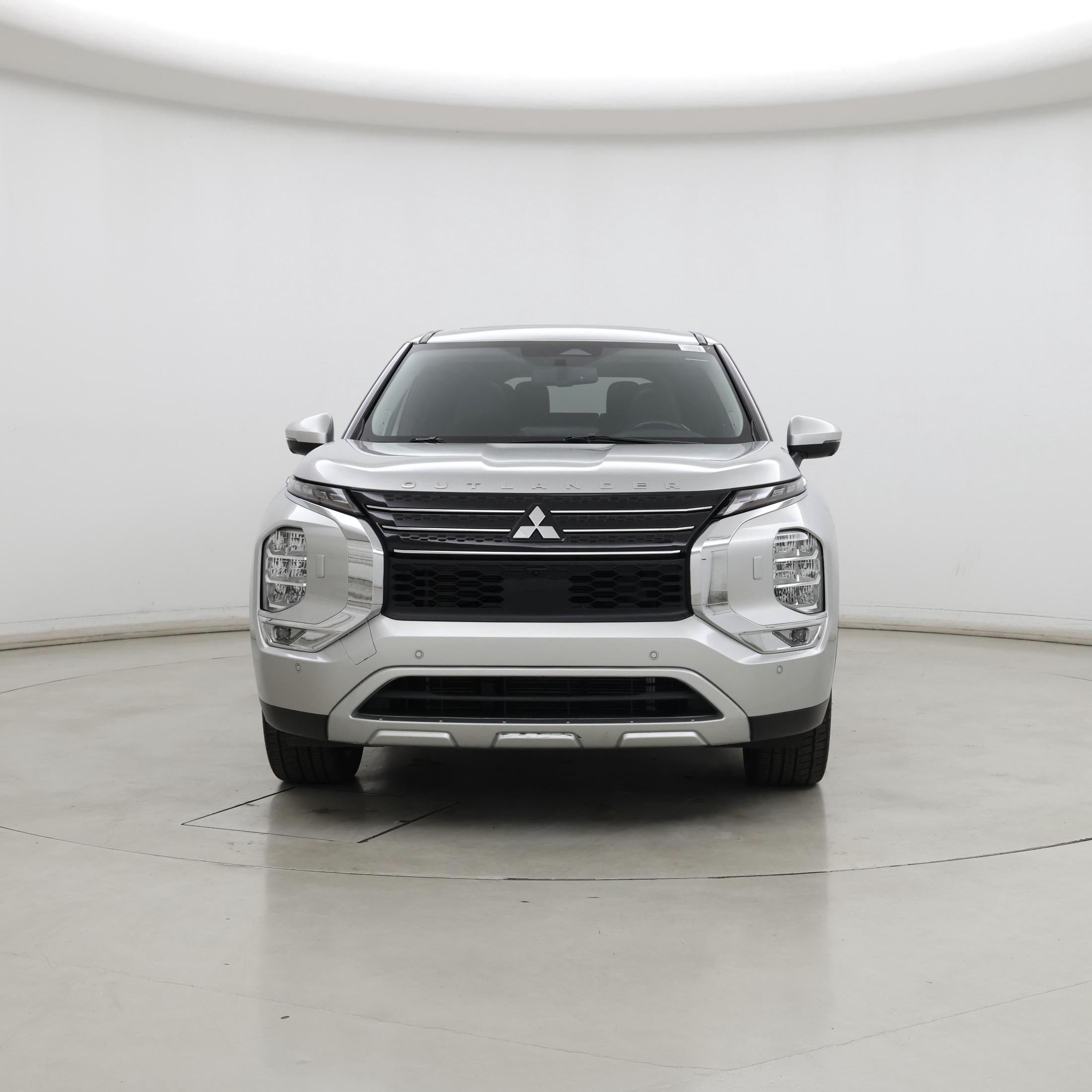 Thumbnail: 2023 Mitsubishi Outlander - 5