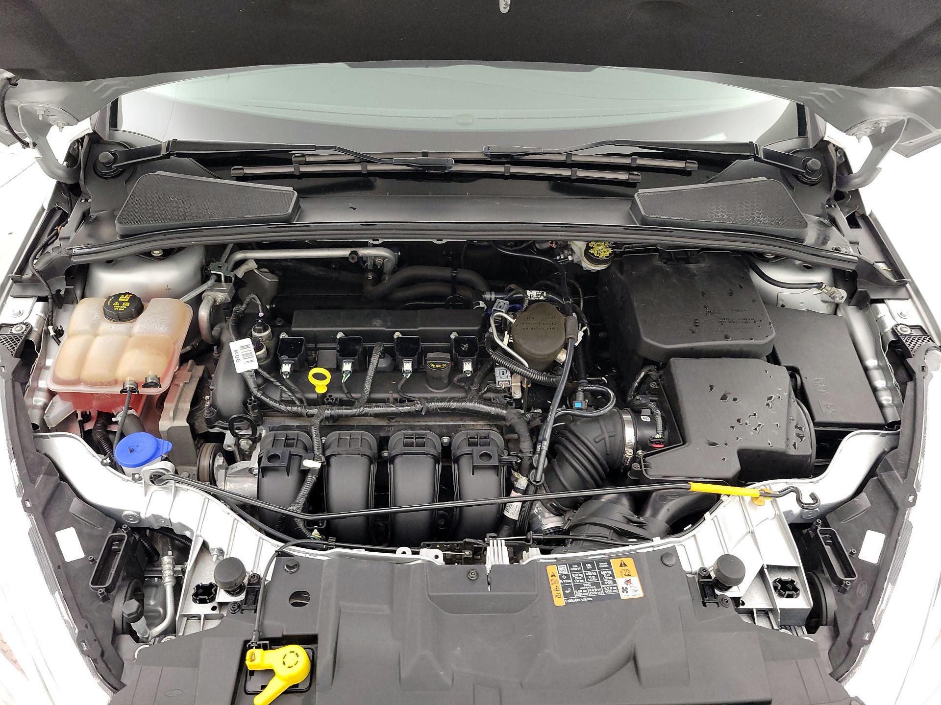 Thumbnail: 2016 Ford Focus - 19