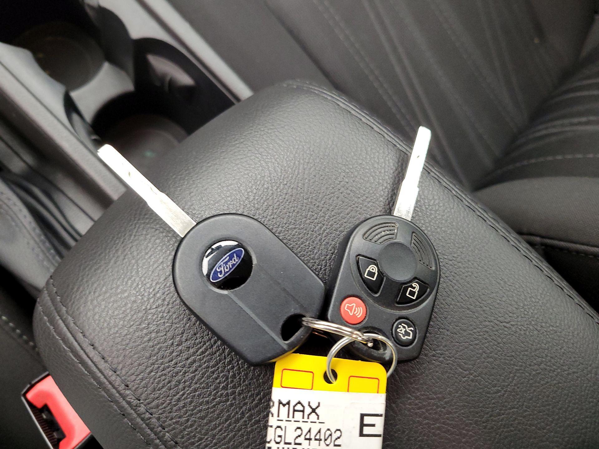 Thumbnail: 2016 Ford Focus - 20