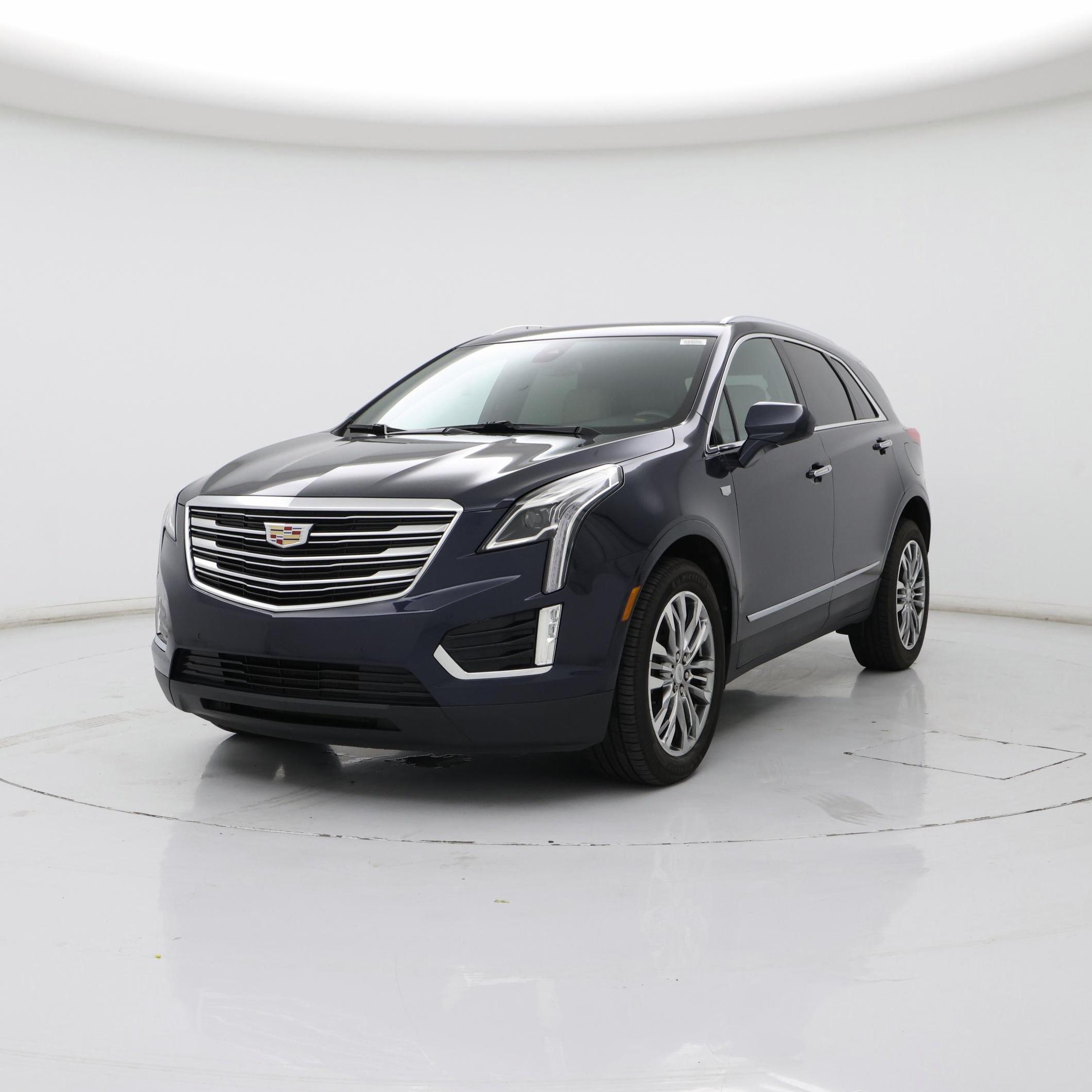 Thumbnail: 2017 Cadillac XT5 - 4
