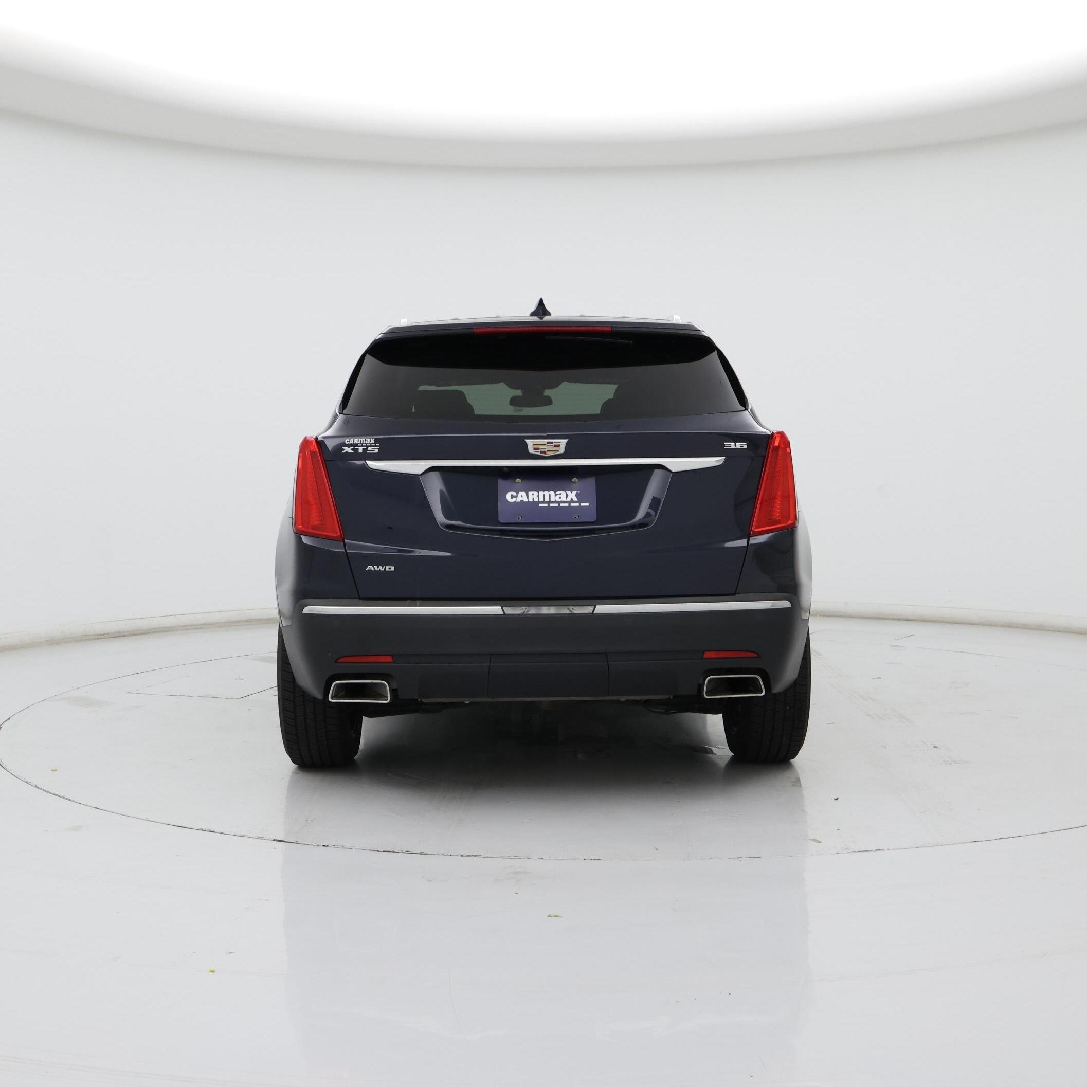 Thumbnail: 2017 Cadillac XT5 - 6