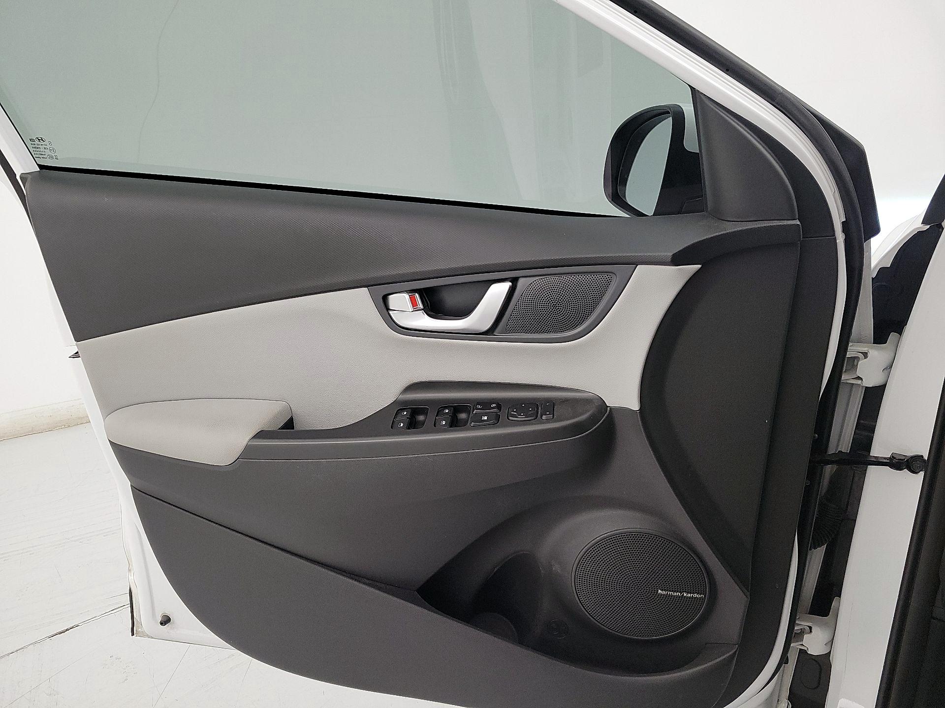 Thumbnail: 2023 Hyundai Kona - 12