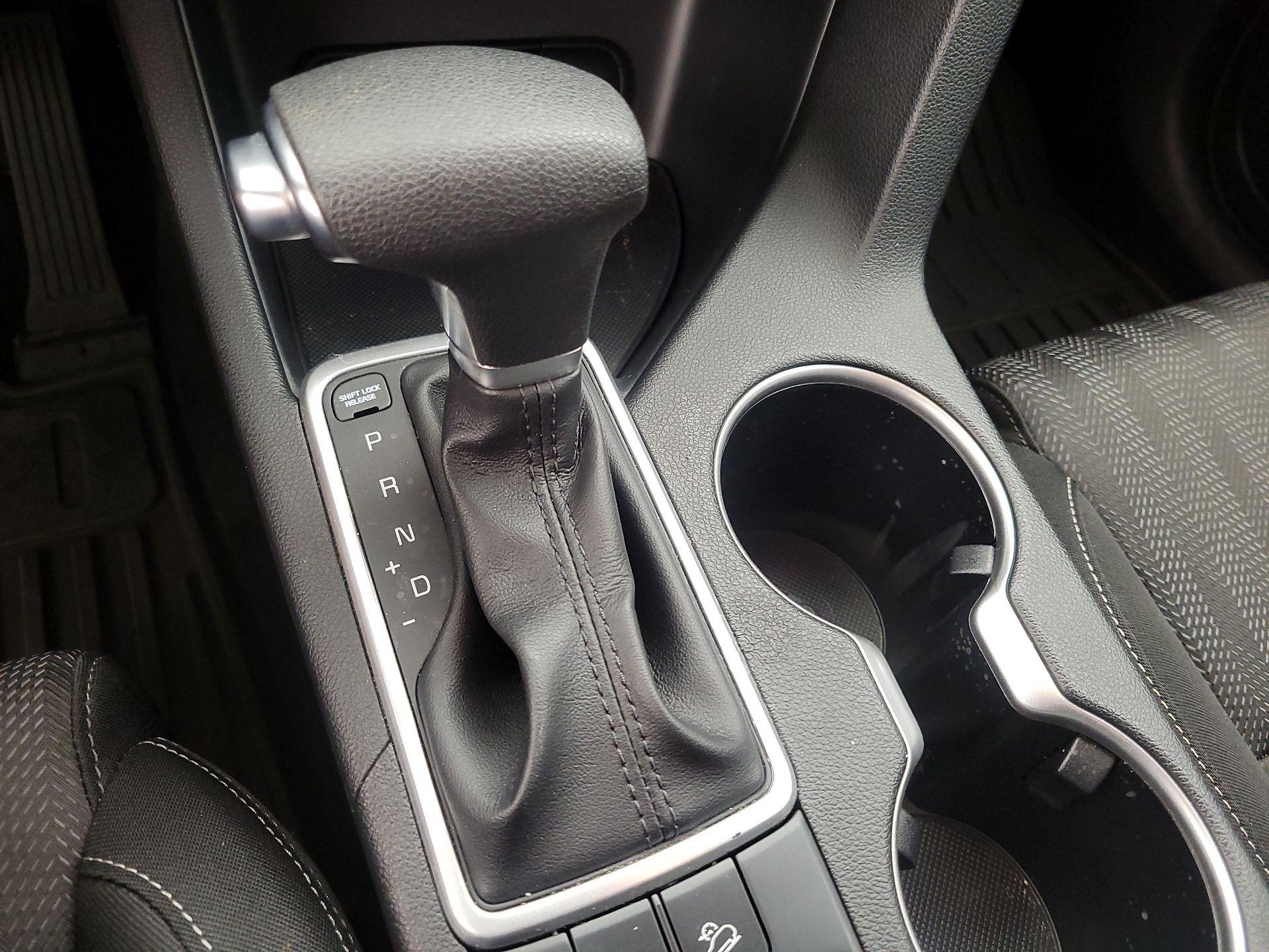 Thumbnail: 2020 Kia Sportage - 18