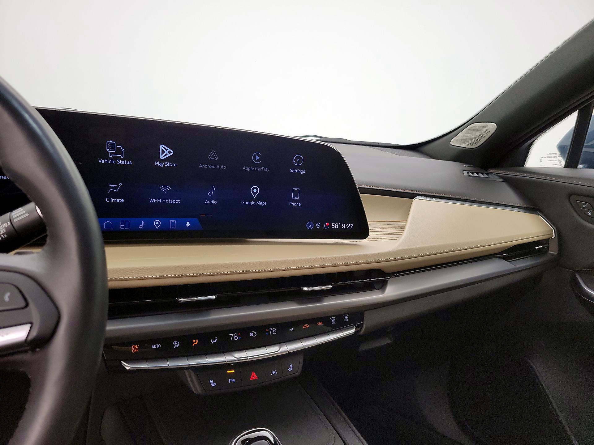 Thumbnail: 2024 Cadillac XT4 - 14