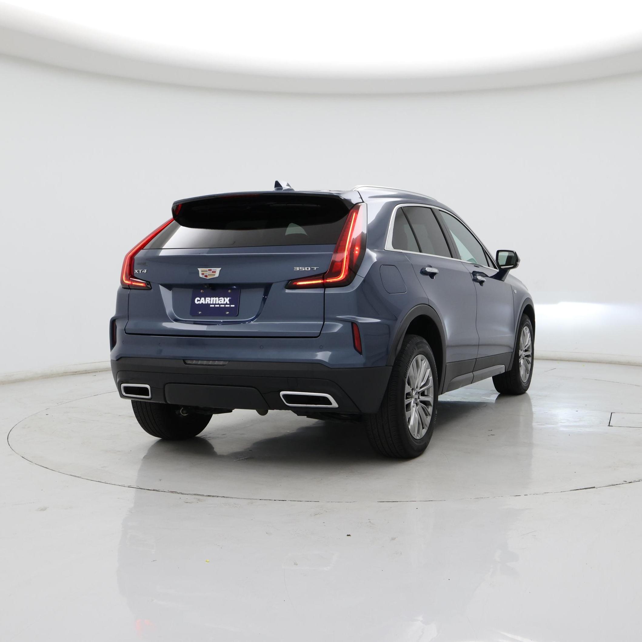 Thumbnail: 2024 Cadillac XT4 - 8