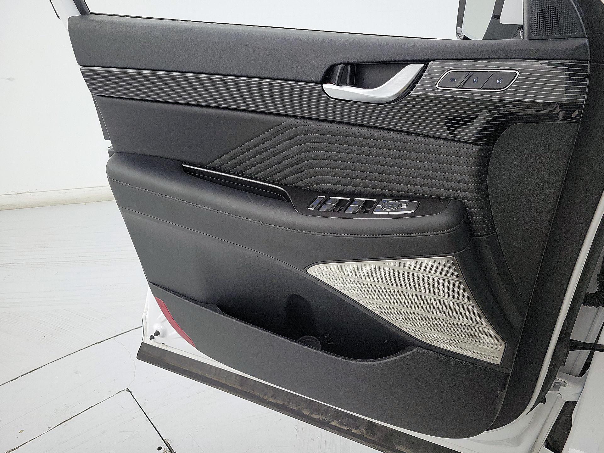 Thumbnail: 2025 Hyundai Palisade - 12