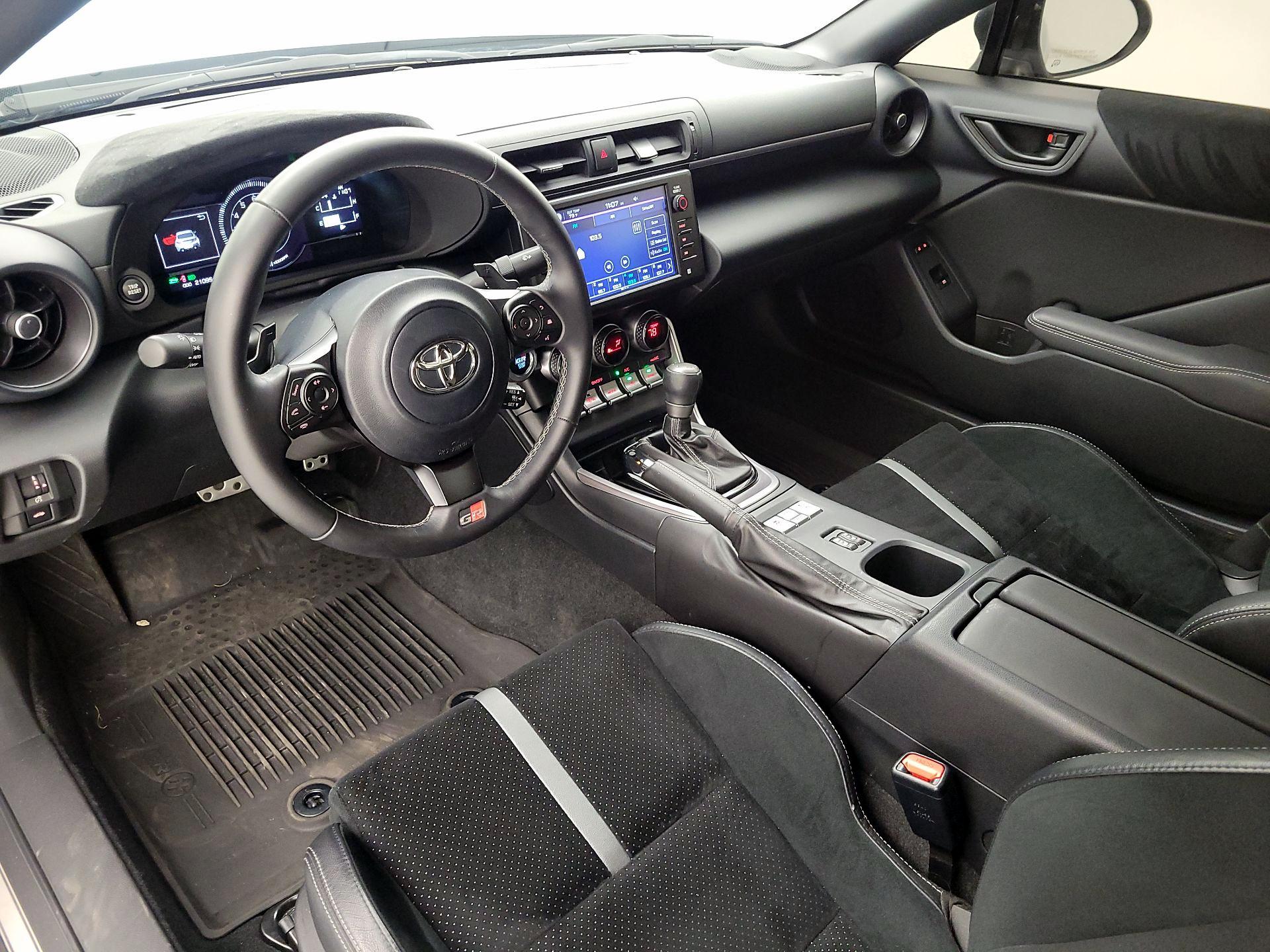 Thumbnail: 2022 Toyota GR86 - 9