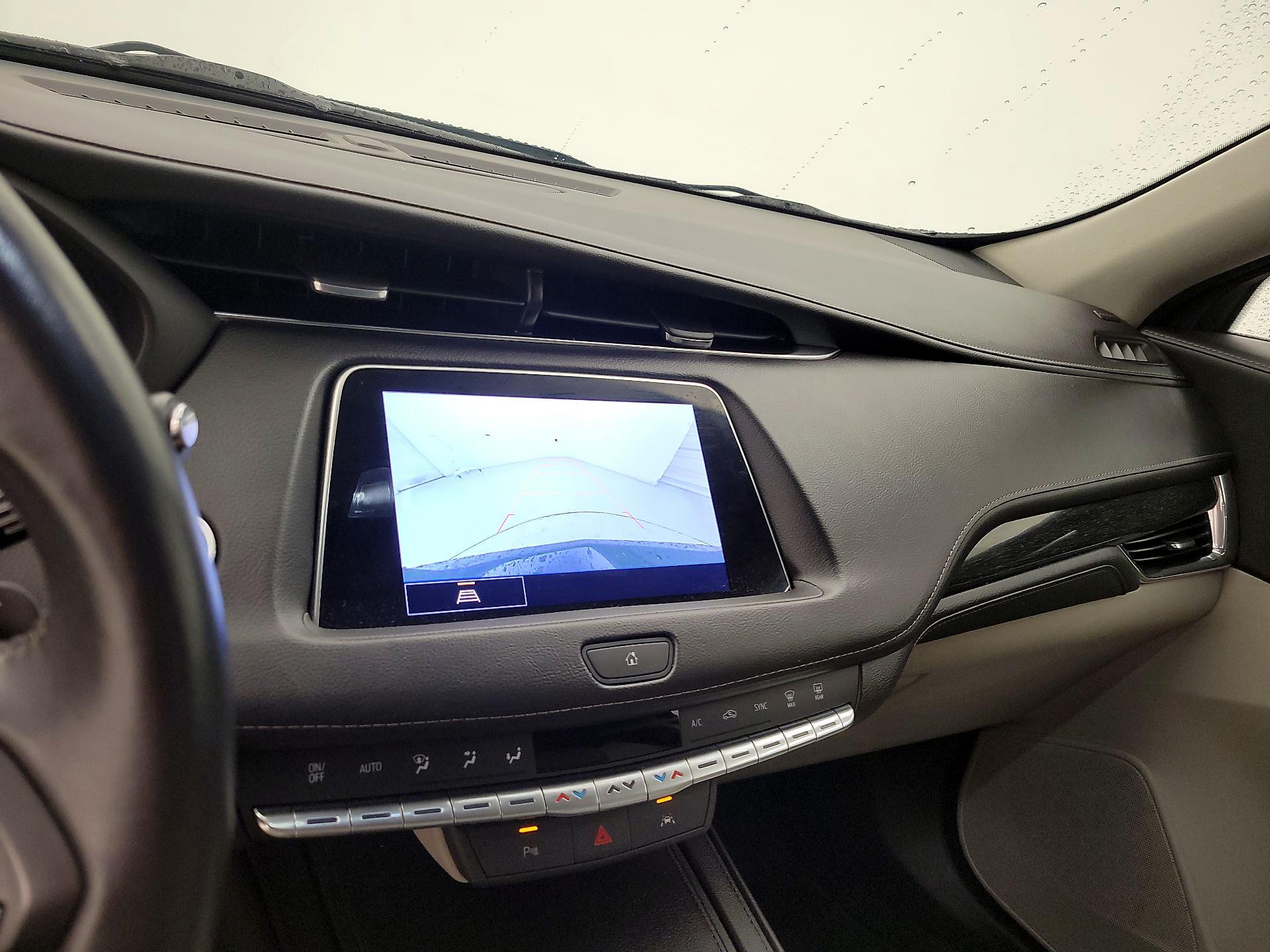 Thumbnail: 2023 Cadillac XT4 - 13