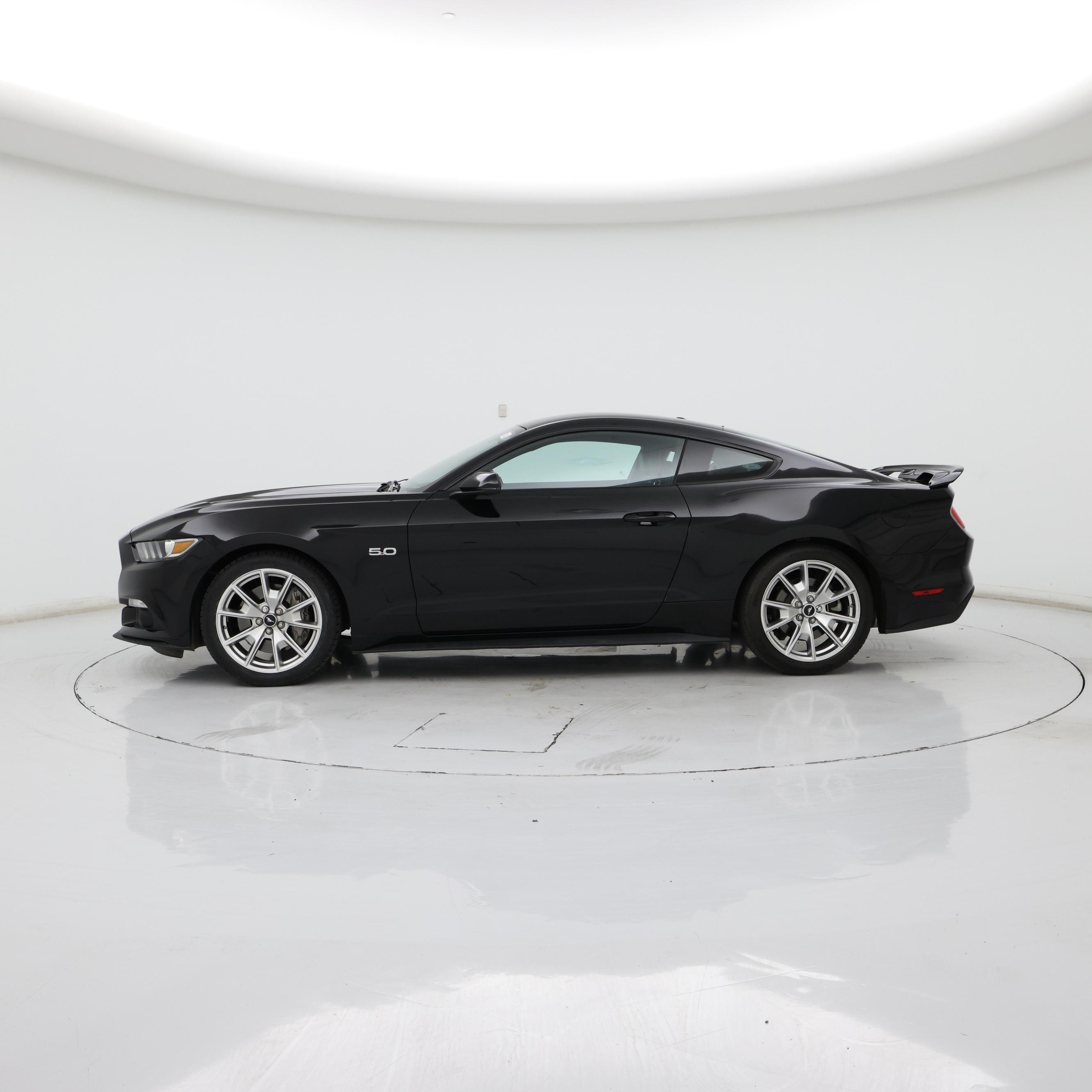 Thumbnail: 2015 Ford Mustang - 3