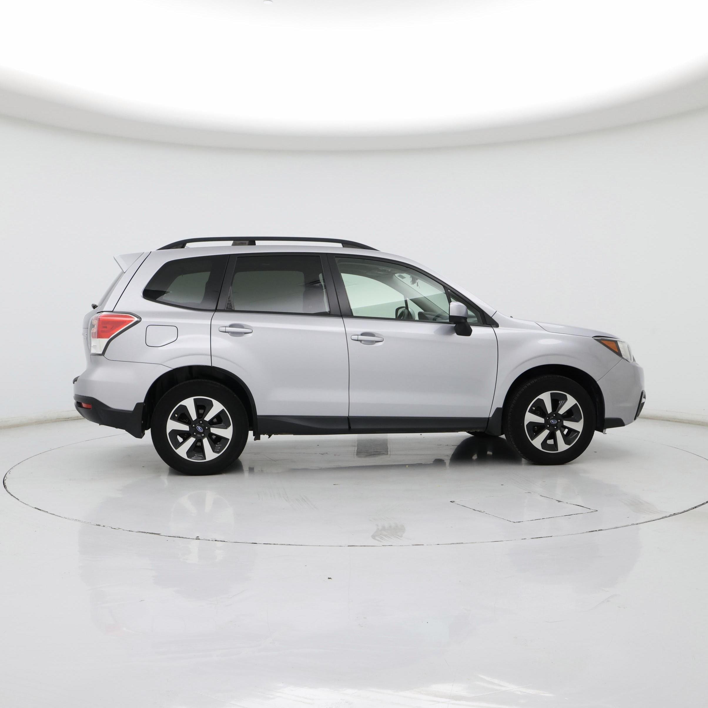 Thumbnail: 2017 Subaru Forester - 7