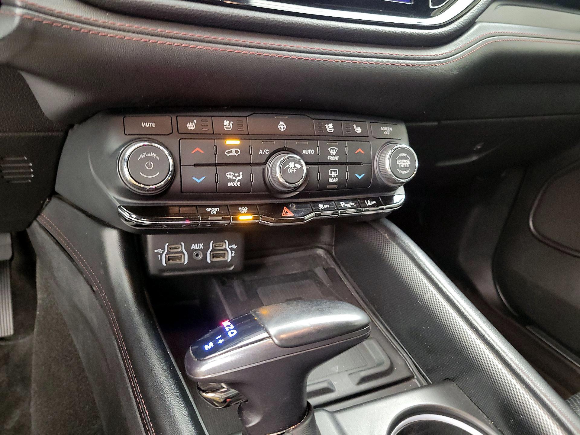 Thumbnail: 2021 Dodge Durango - 15