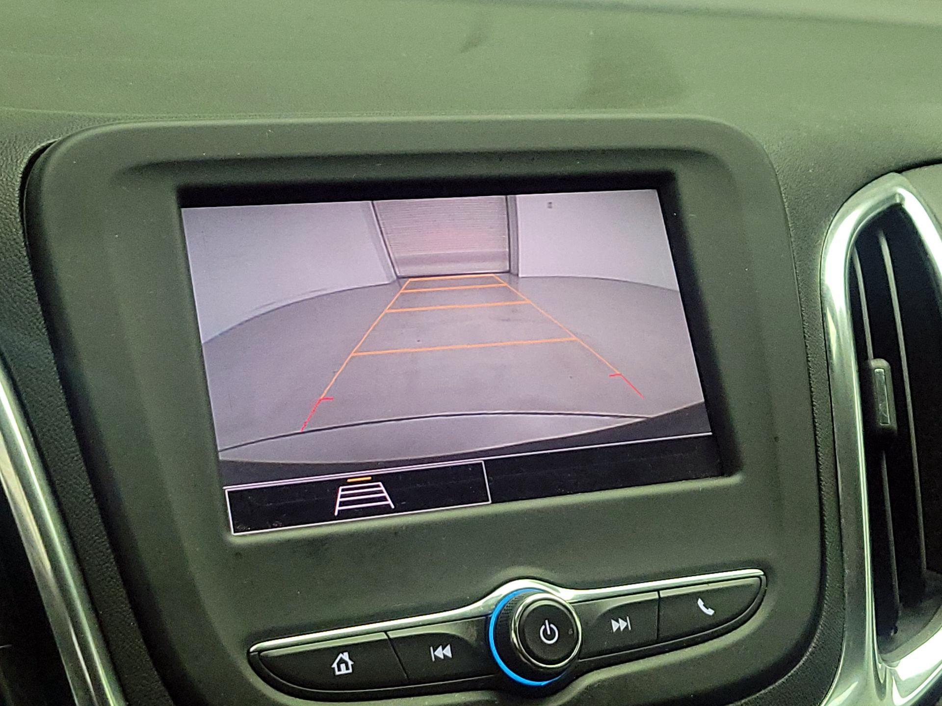 Thumbnail: 2022 Chevrolet Equinox - 14