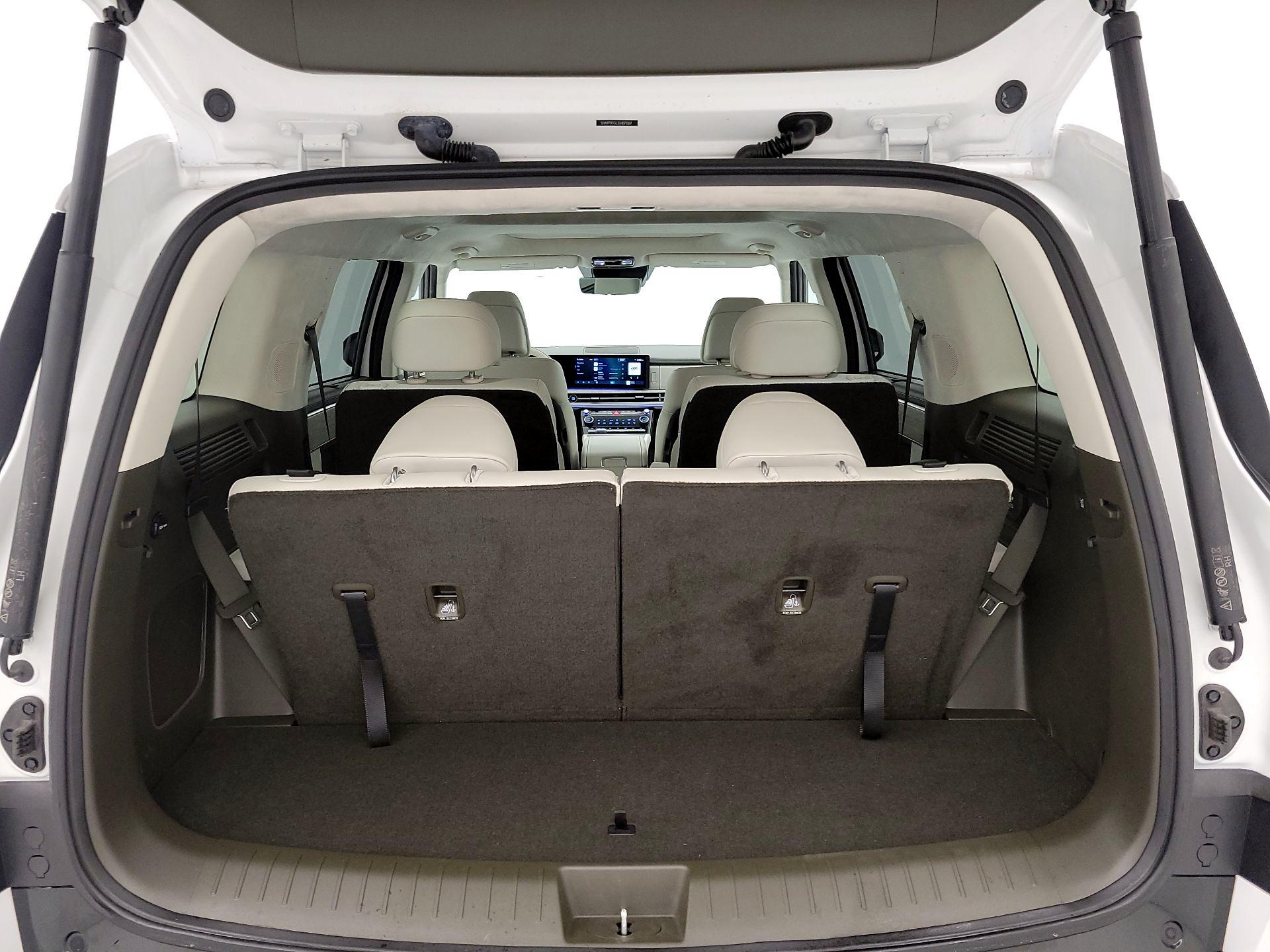 Thumbnail: 2025 Hyundai Santa Fe - 18