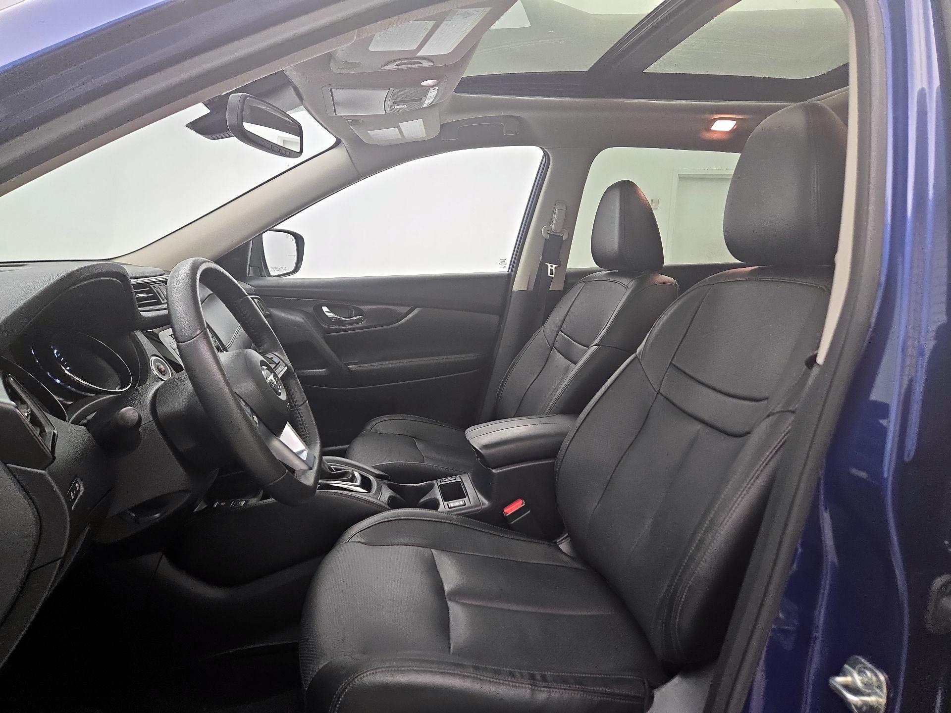 Thumbnail: 2020 Nissan Rogue - 11