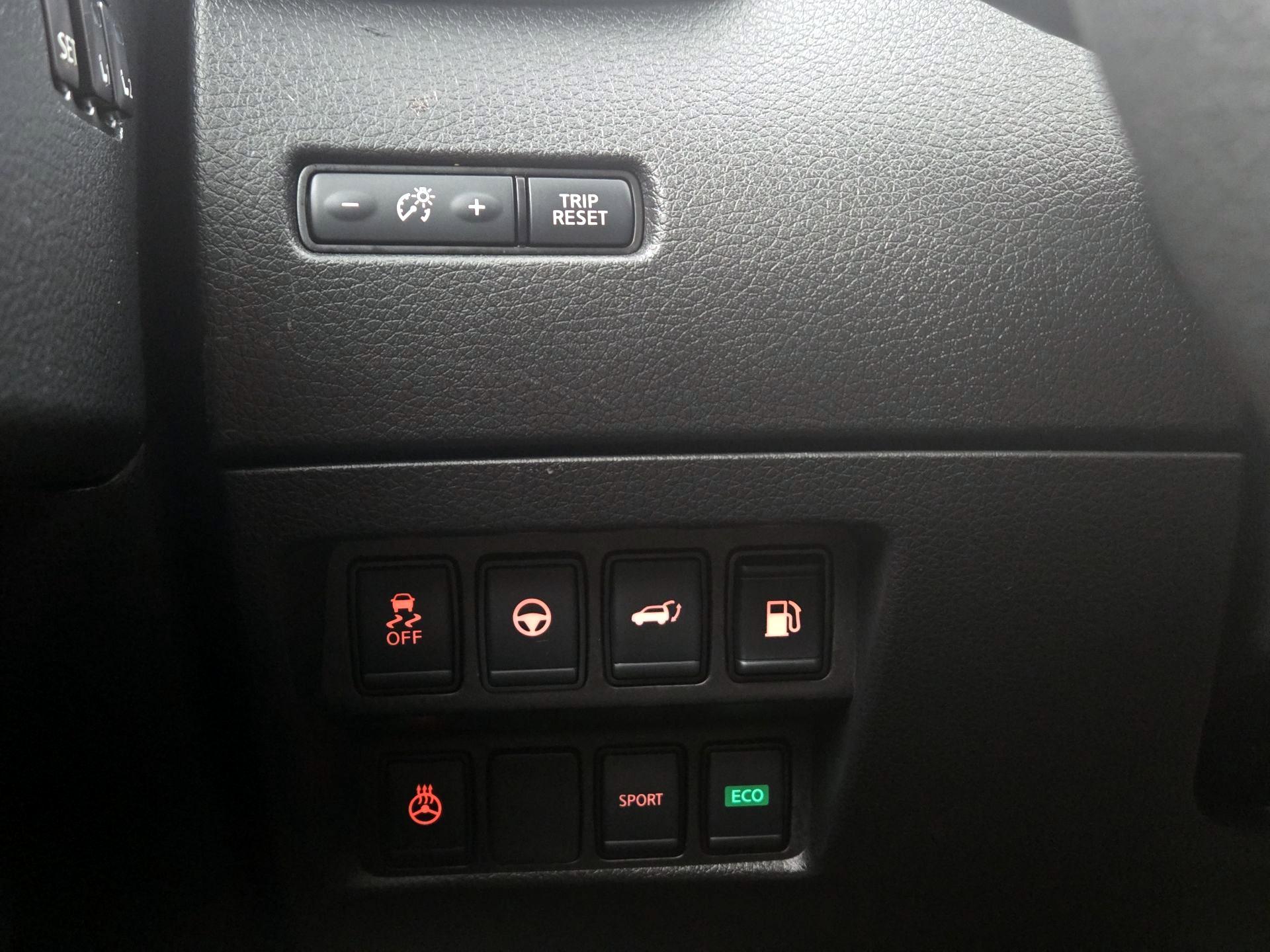 Thumbnail: 2020 Nissan Rogue - 13