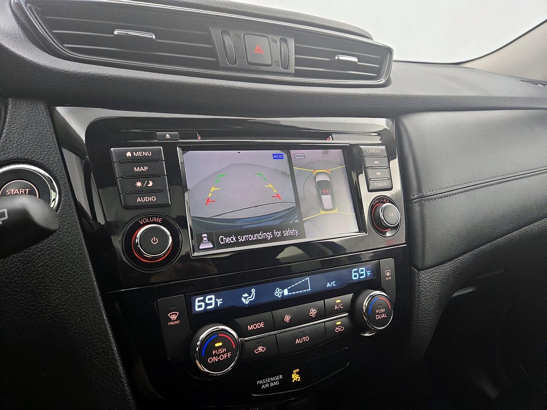 Thumbnail: 2020 Nissan Rogue - 14