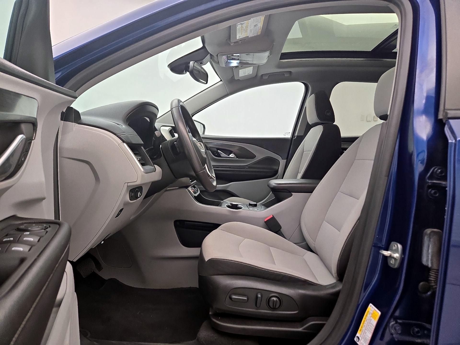 Thumbnail: 2022 GMC Terrain - 11