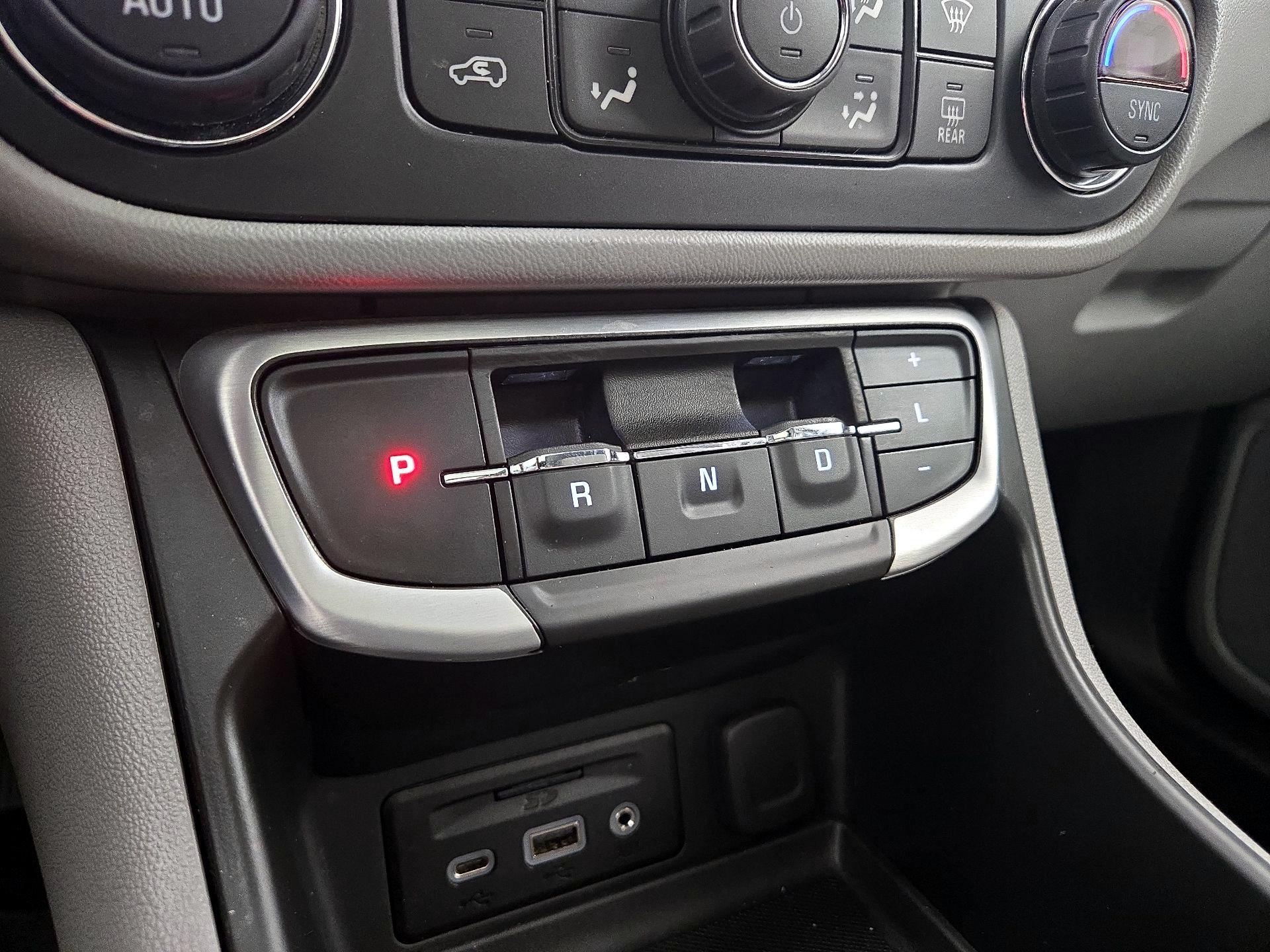 Thumbnail: 2022 GMC Terrain - 18