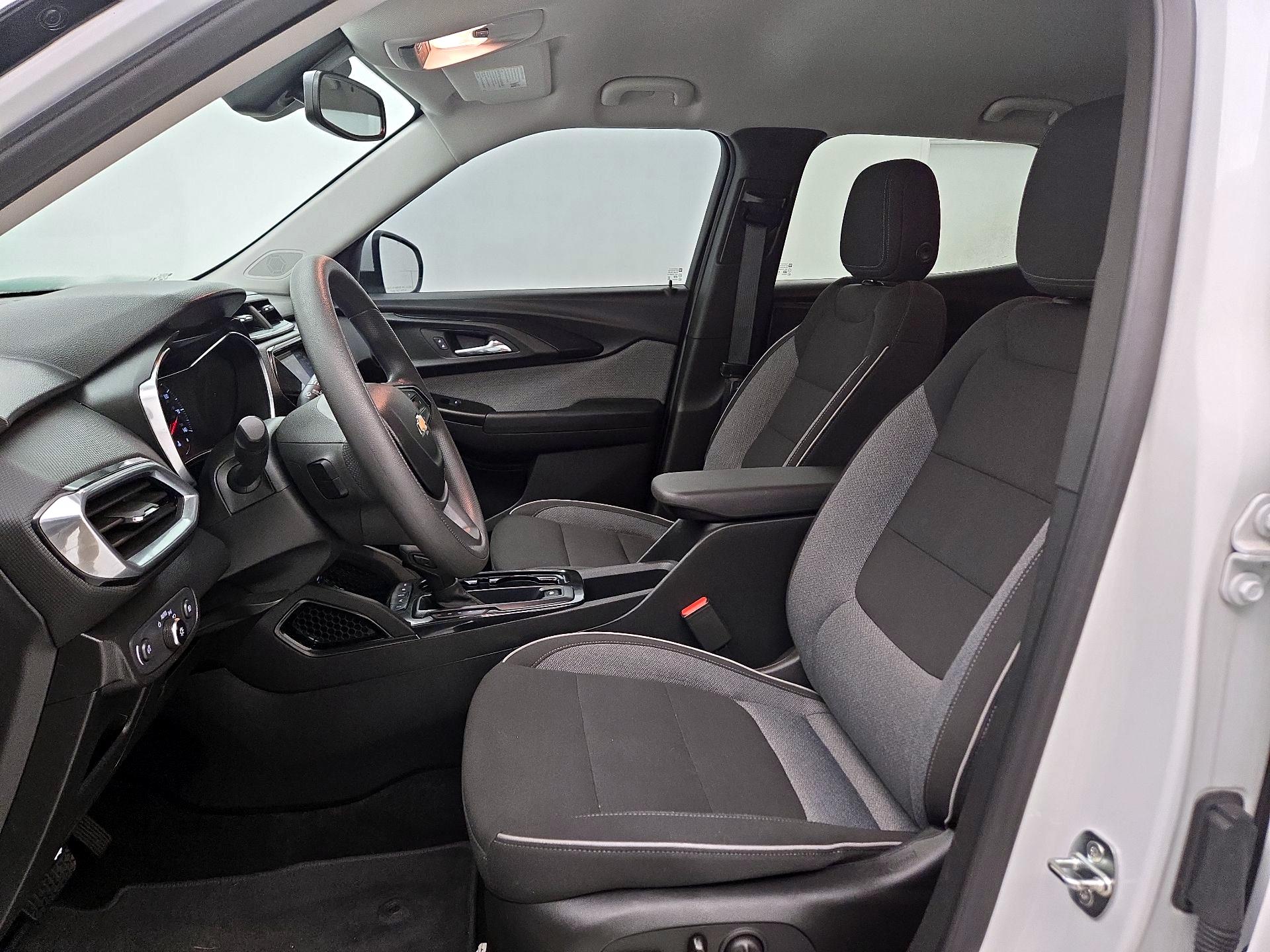 Thumbnail: 2023 Chevrolet TrailBlazer - 11